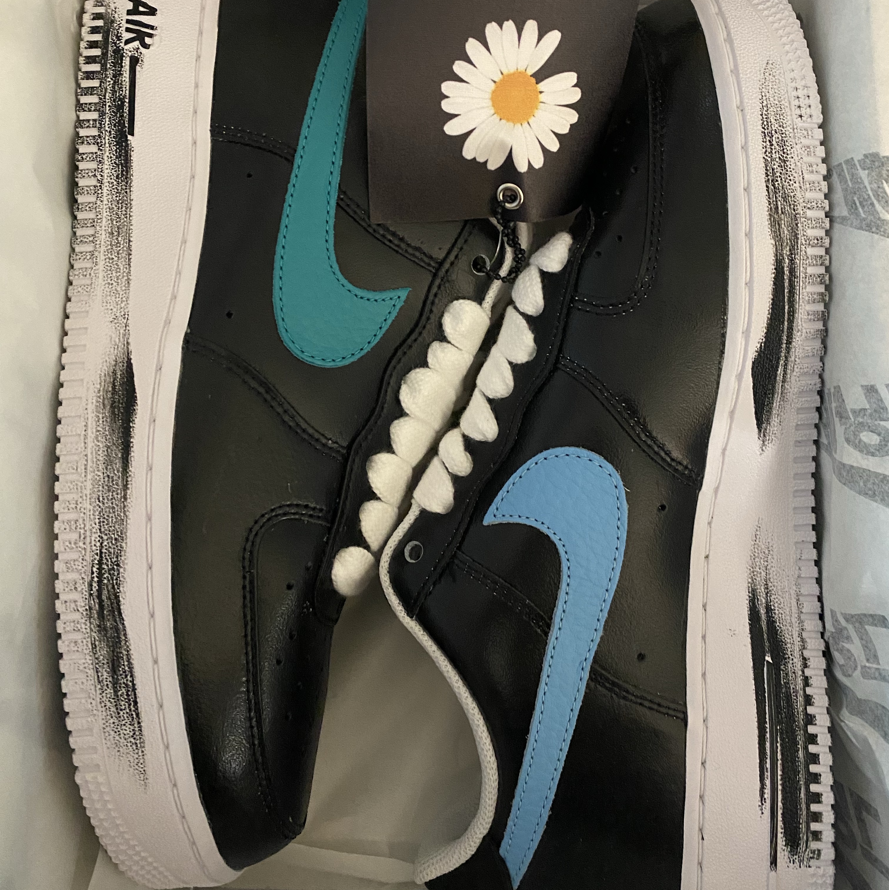 Nike x Peaceminusone Air Force 1 Low Para-Noise 3.0 Black and Multicolor 착용 스타일