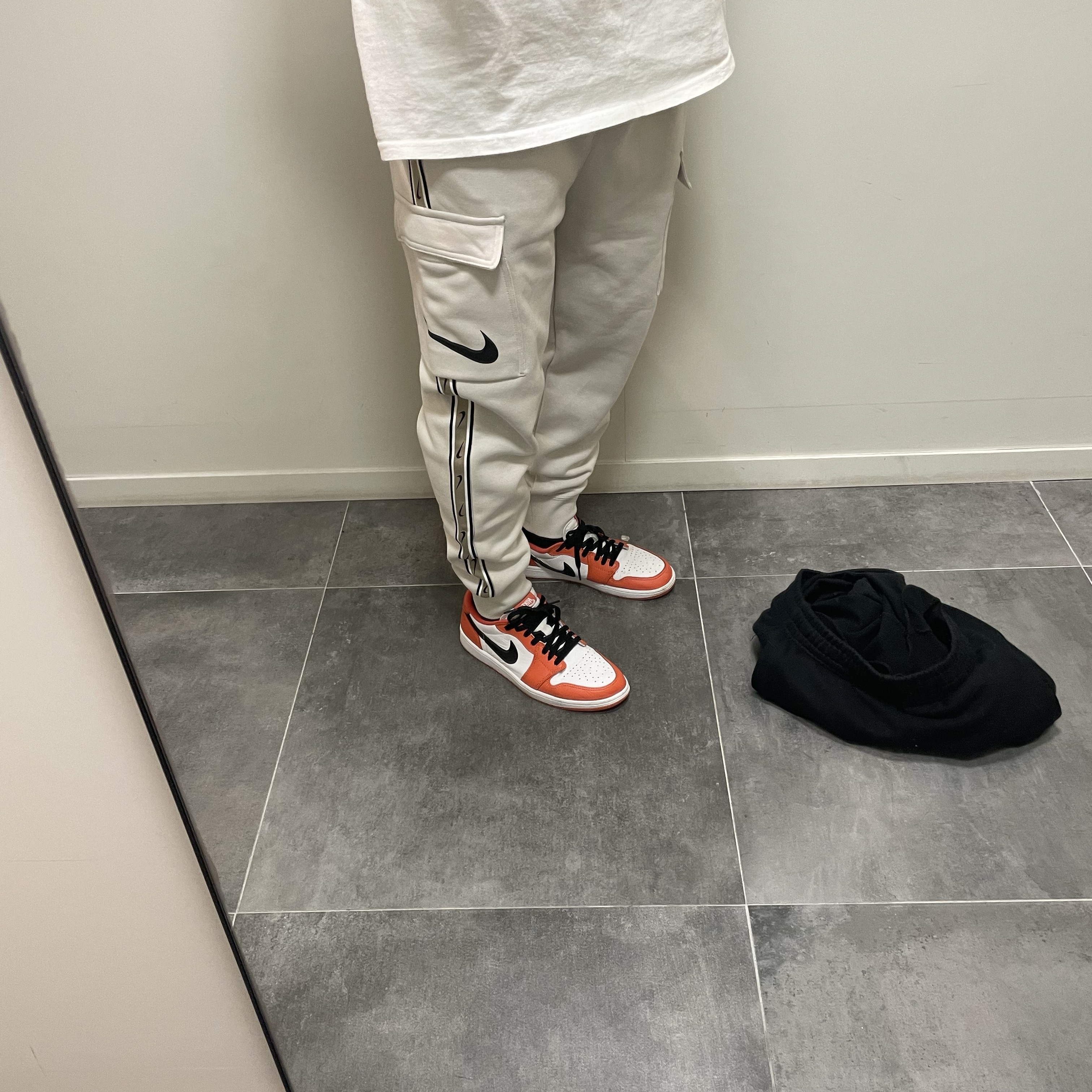 Jordan 1 Low OG Starfish 착용 스타일