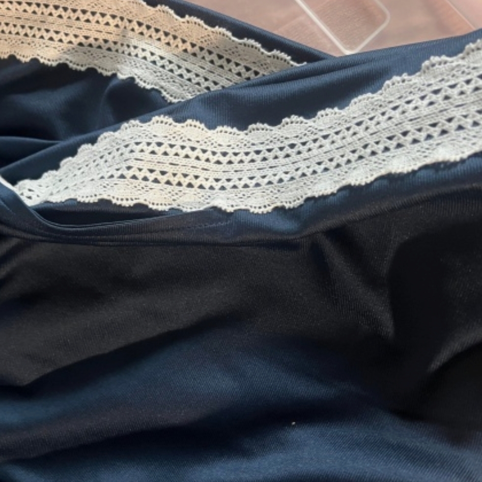 Fritur Heat Lace Track Pants Navy_F244PT01 착용 스타일