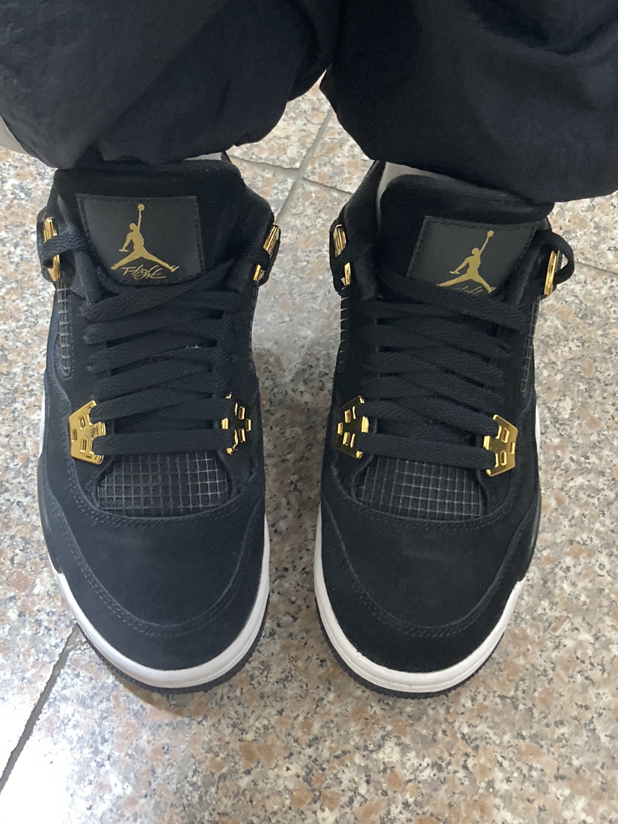 (GS) Jordan 4 Retro Royalty, Stussy Built To Last Zip Hoodie Berry 착용 스타일 - 1
