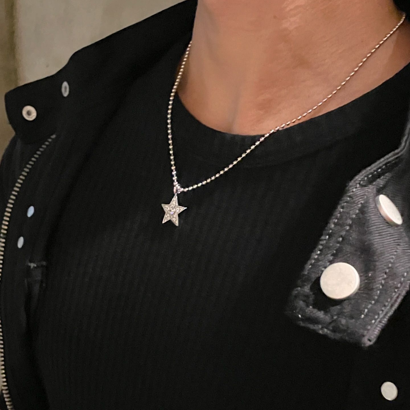 ScudoTwinkle Ball Chain Necklace 착용 스타일 - 2