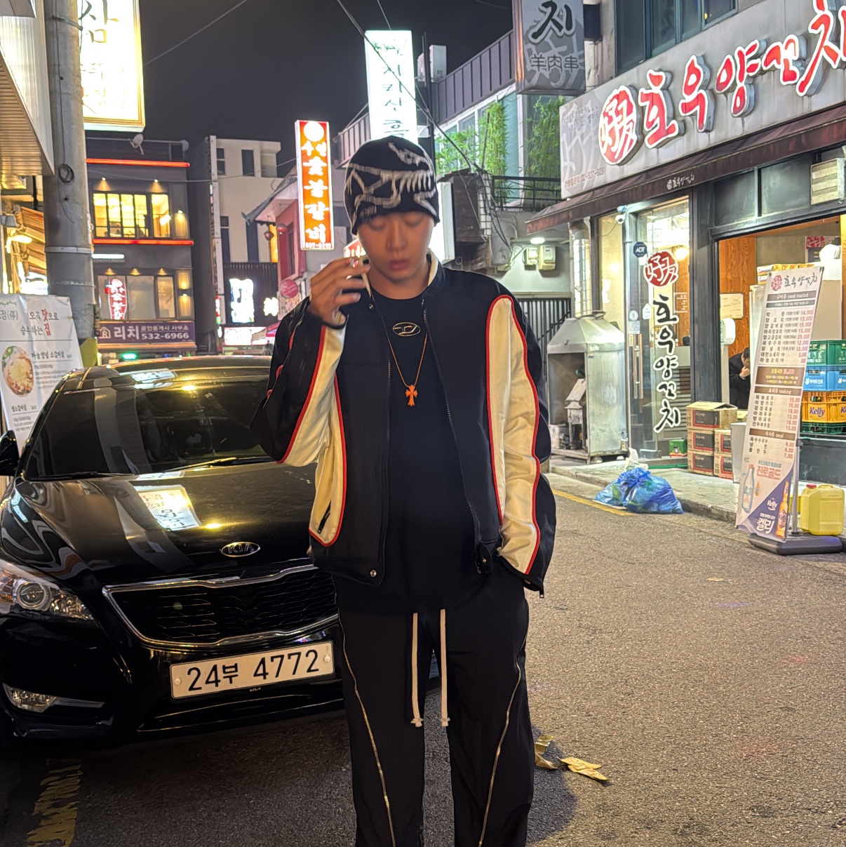 Diesel J-Blink Biker Jacket in Colour-Block Nylon Black White, Chrome Hearts Silichrome CH Cross Pendant Orange 2022 착용 스타일