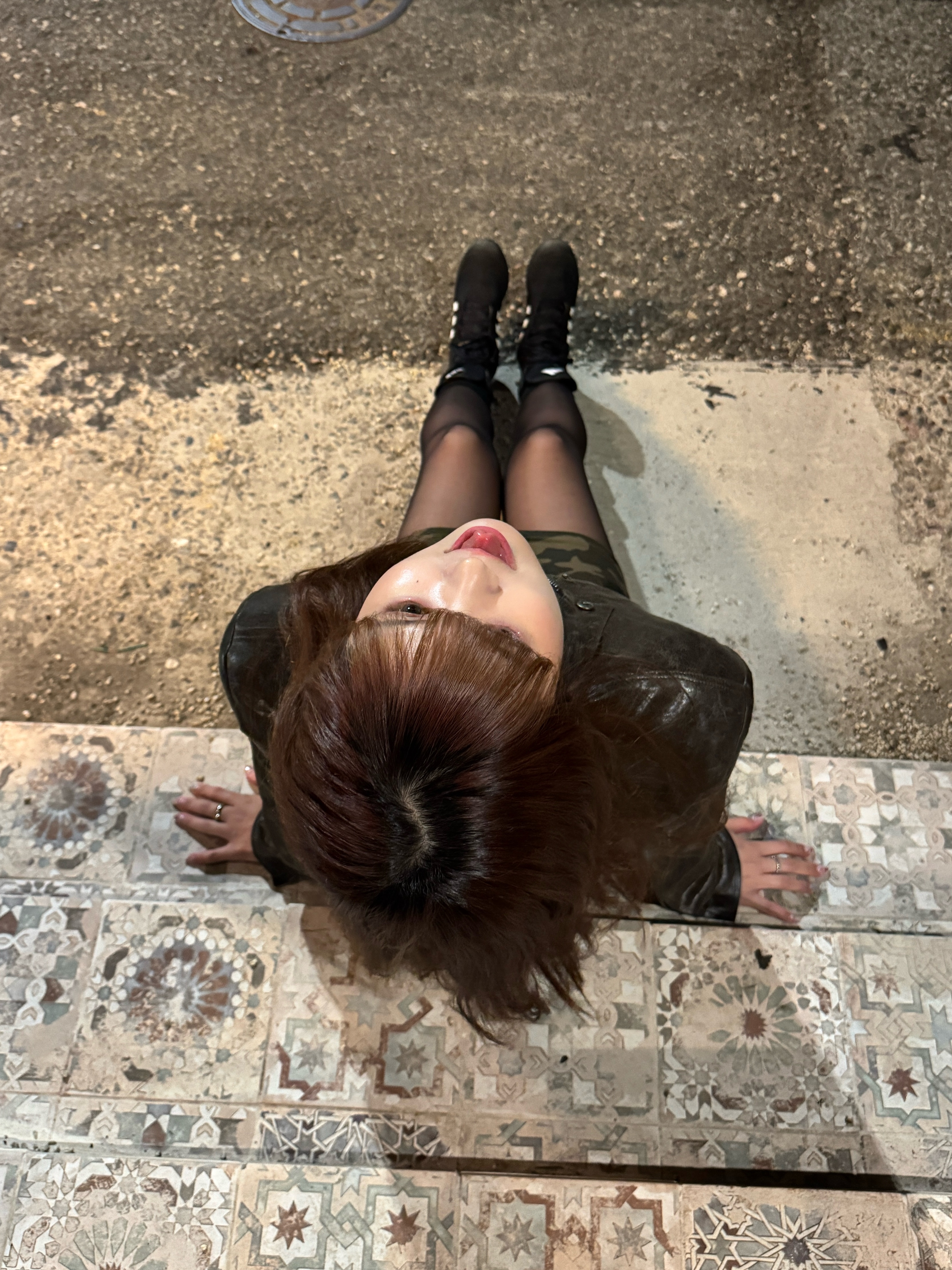 Roughneck Camo low rise skirt, Adidas Box Hog 2.0 Boots Core Black Cloud White 착용 스타일 - 2