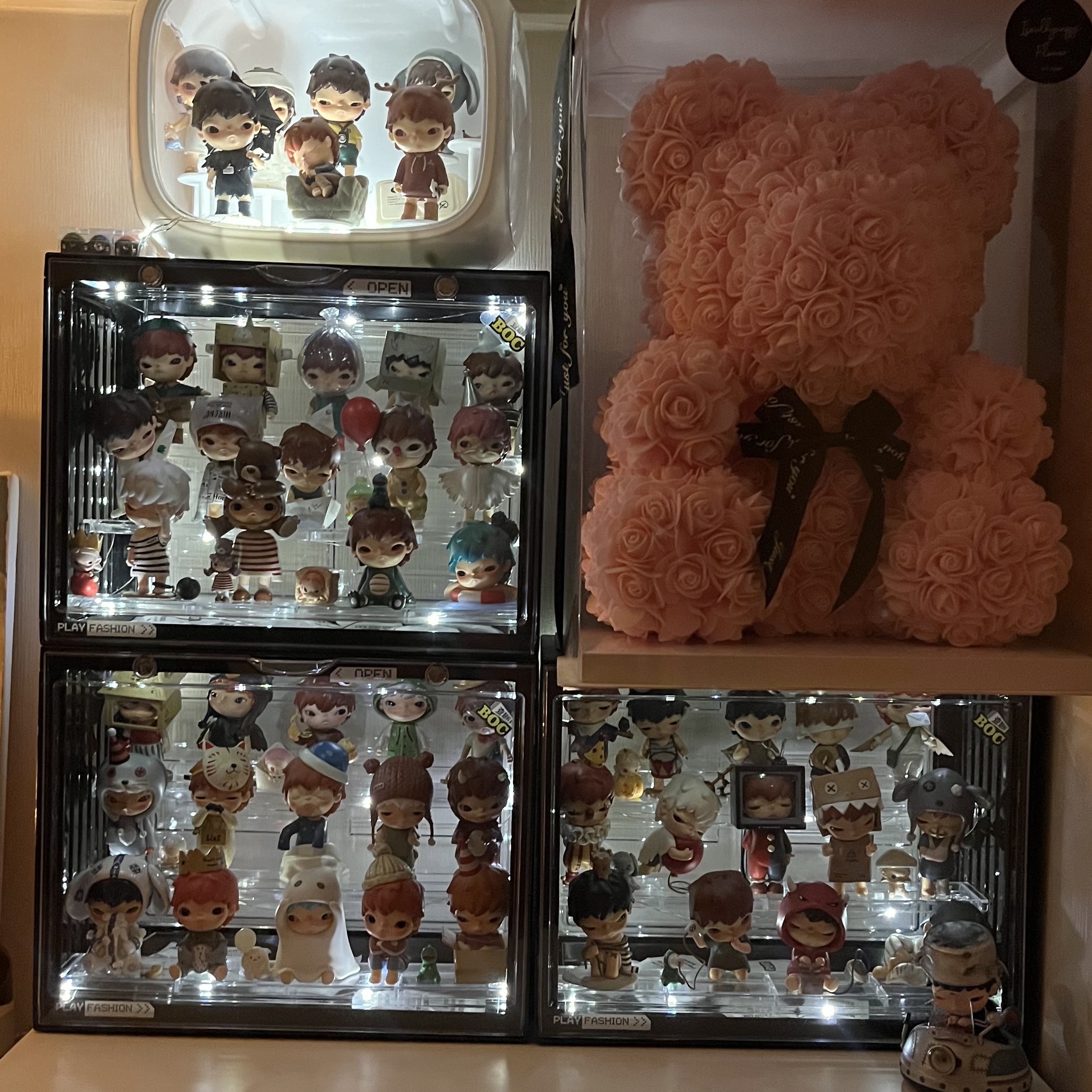Pop Mart Hirono Mime Series Sealed Case (12 Blind Boxes) 착용 스타일 - 1