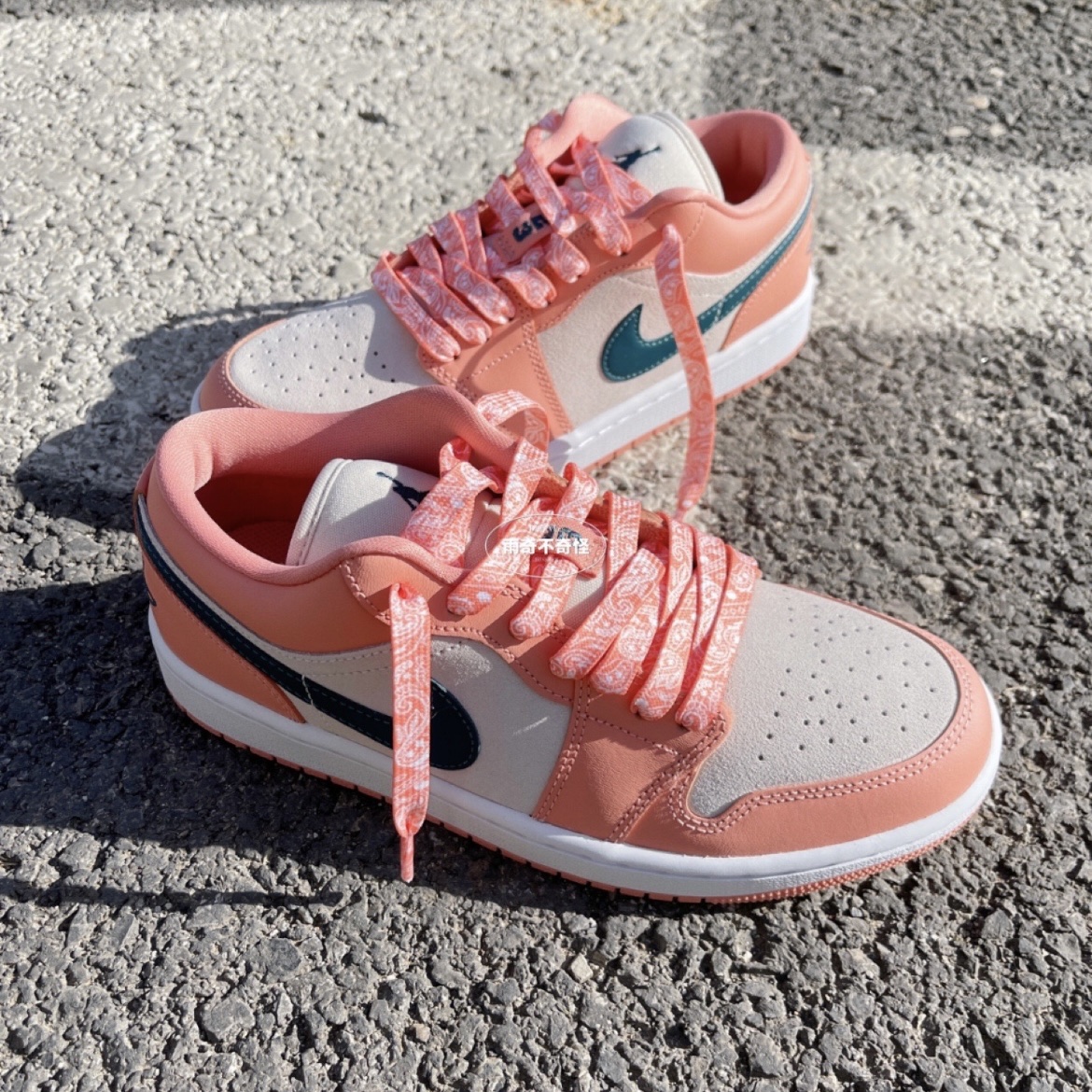 (W) Nike Dunk Low Rose Whisper 착용 스타일 - 2