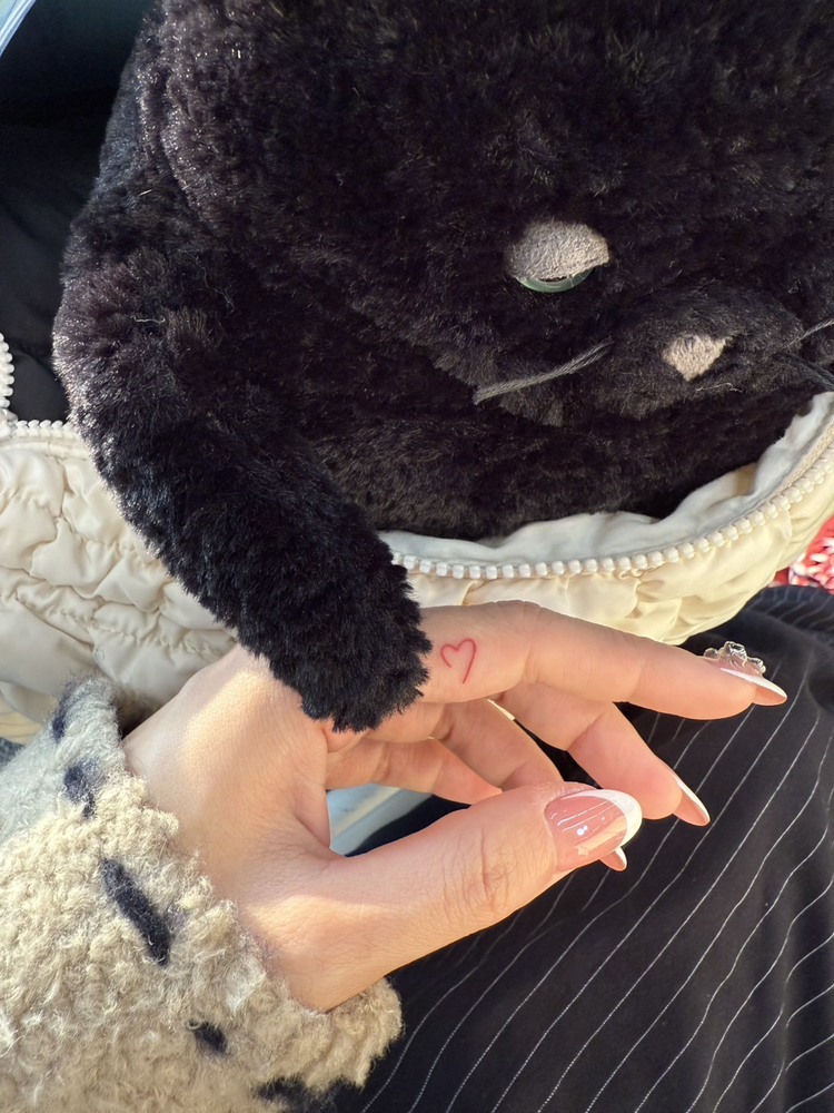 KREAM 프로필 이미지