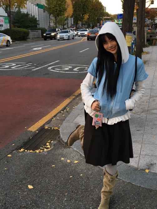 Puree Shirt Layered Hoodie Navy, Puree Shirt Layered Hoodie White 착용 스타일