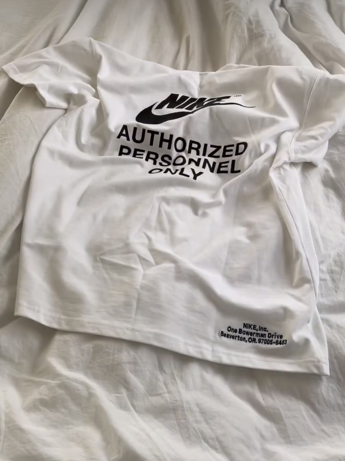 Nike NSW Authorized Personnel T-Shirt White - Asia 착용 스타일