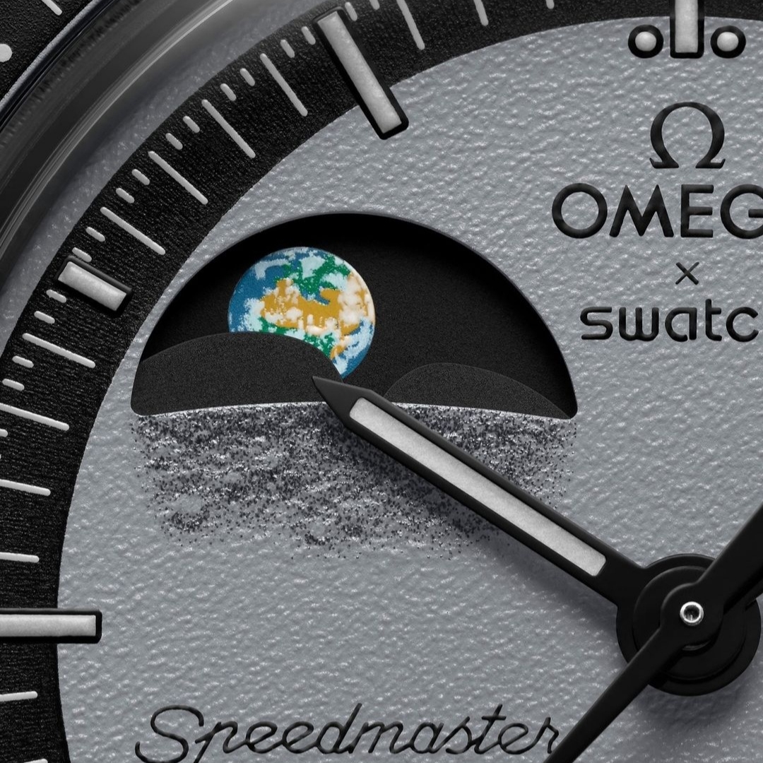 Swatch x Omega Bioceramic MoonSwatch Mission To Earthphase 착용 스타일 - 2