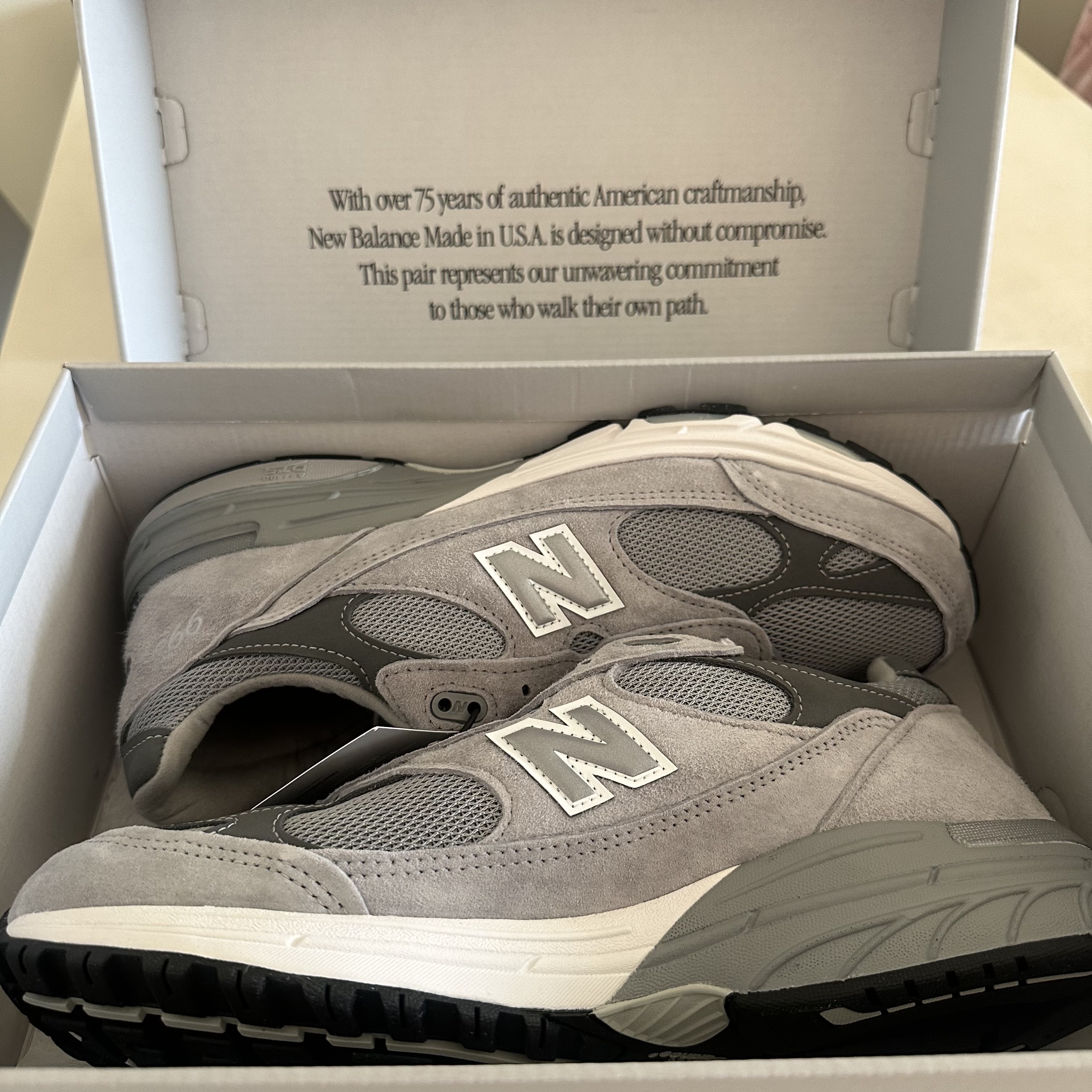 New Balance 993 Made in USA Grey - D Standard 착용 스타일 - 2