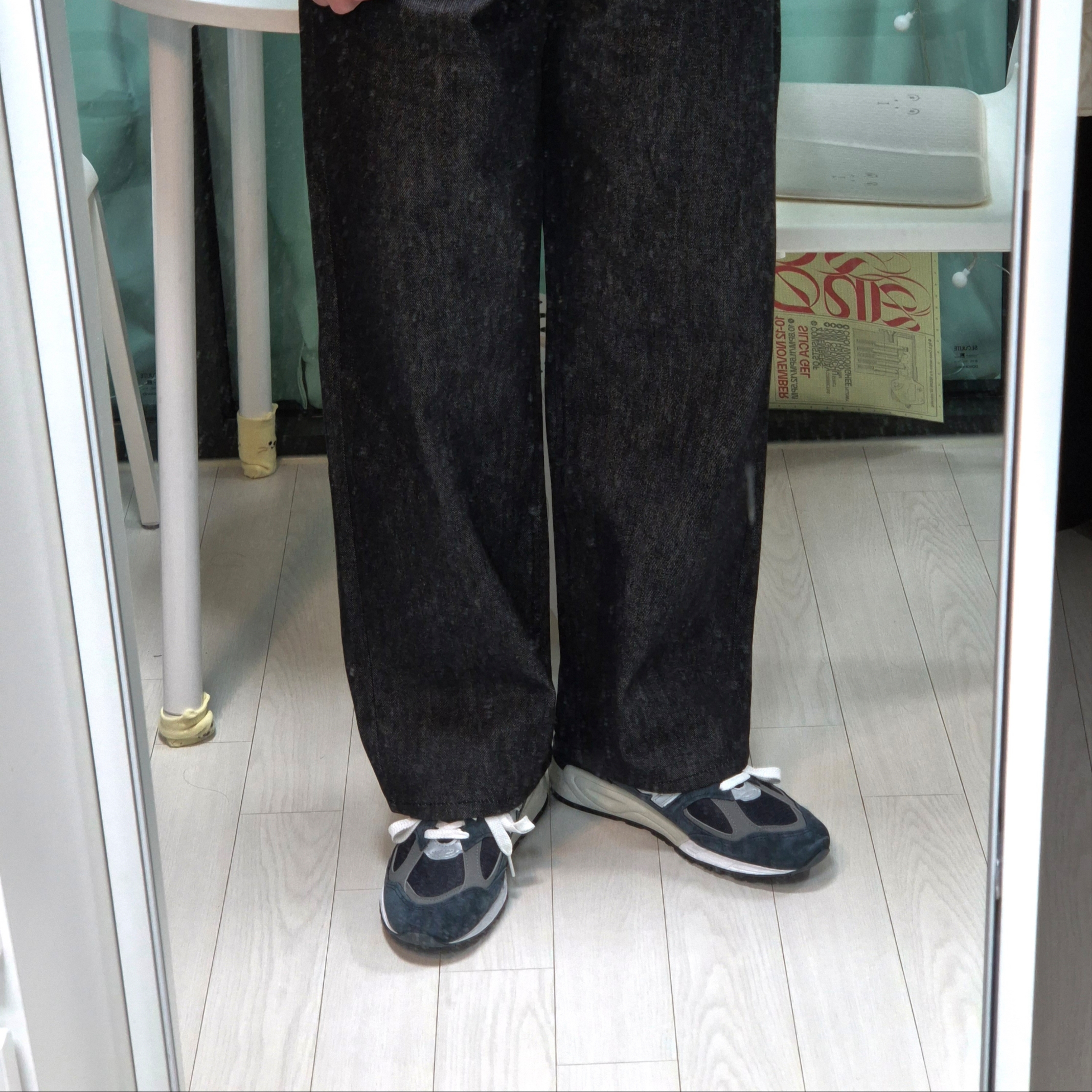 New Balance 990v2 Made in USA Navy 착용 스타일 - 1
