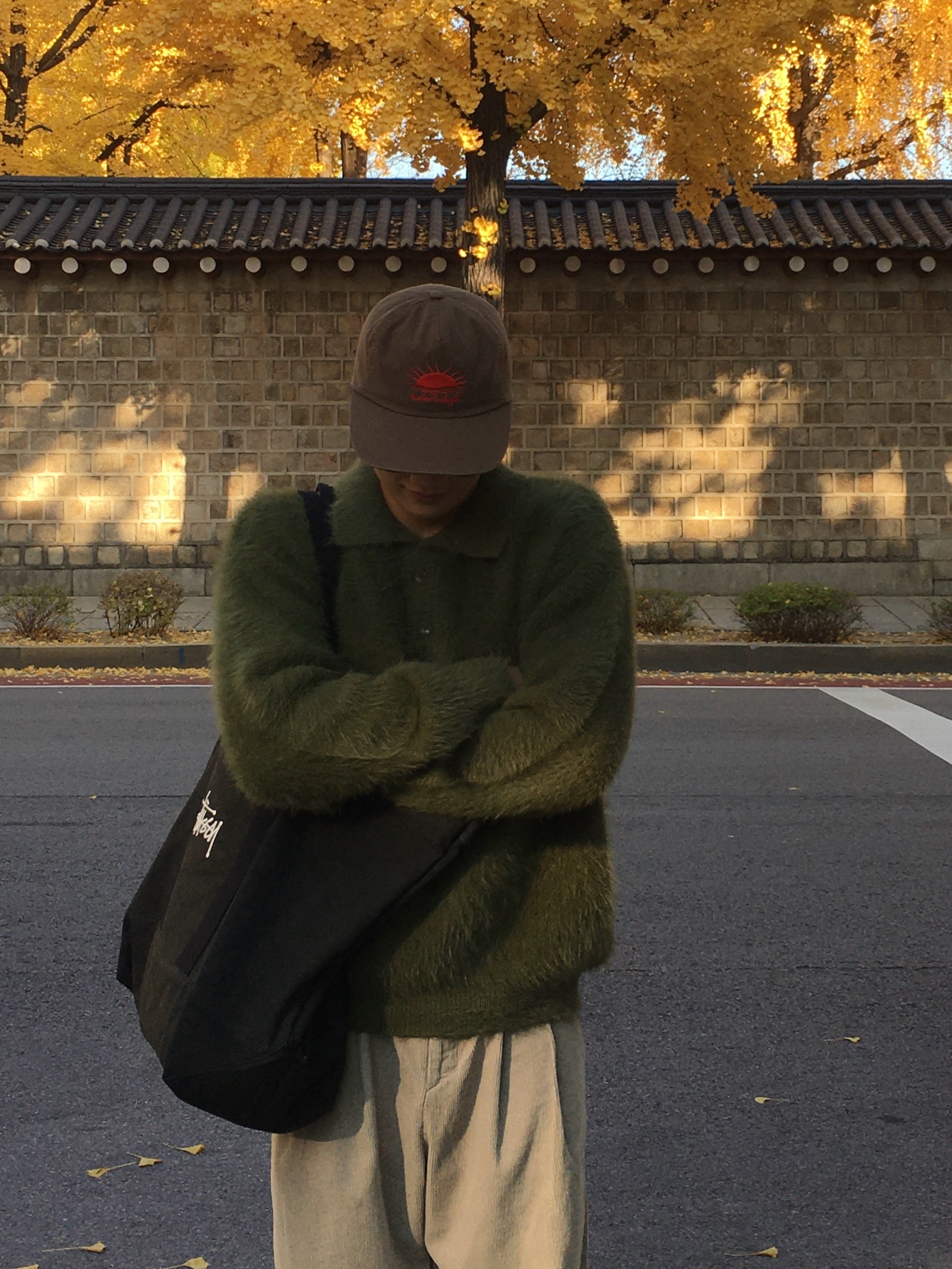 Mizuno LG 60S 2K Brown, Stussy Canvas Extra Large Tote Bag Washed Black 착용 스타일 - 3