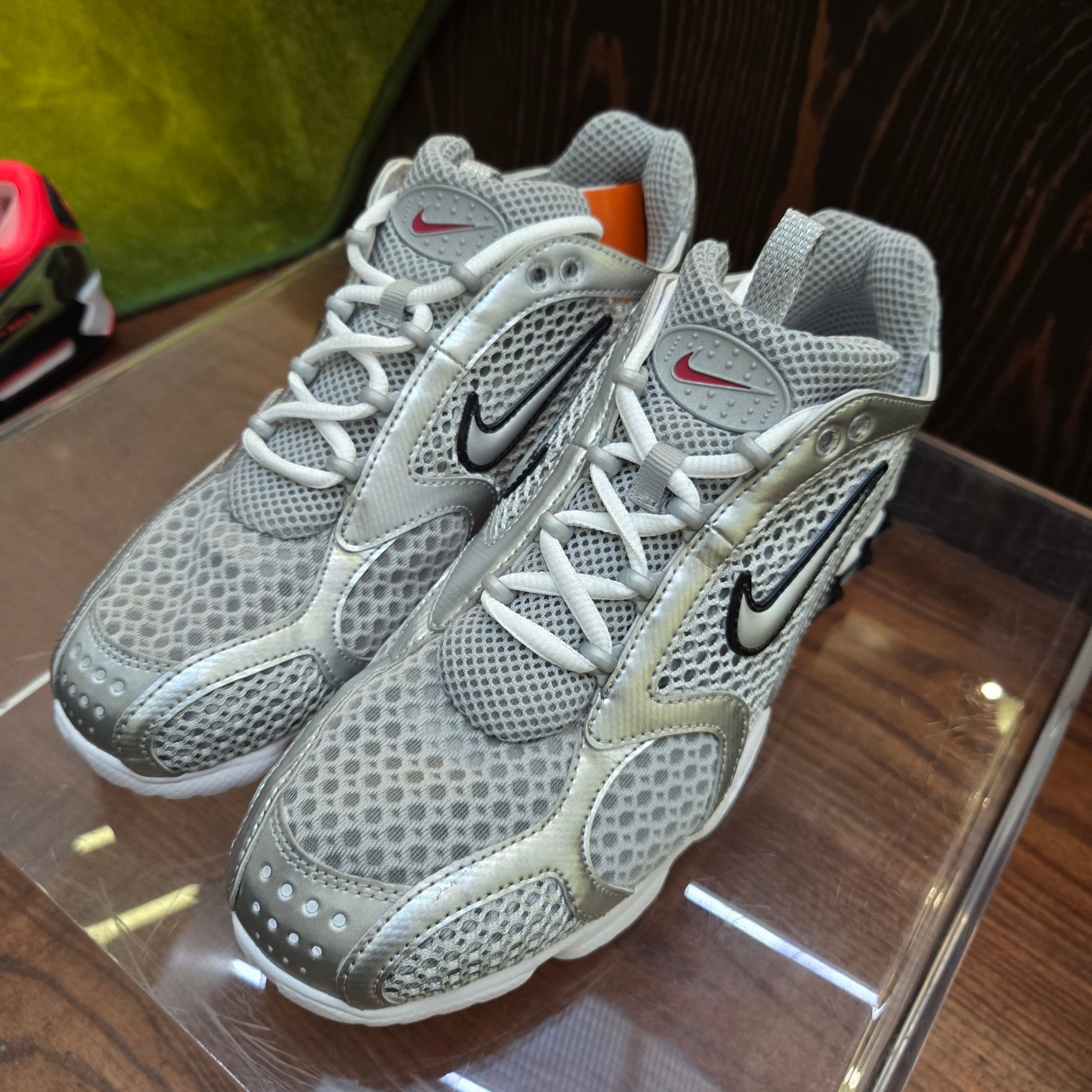 Nike Air Zoom Spiridon Cage 2 Metallic Silver 착용 스타일