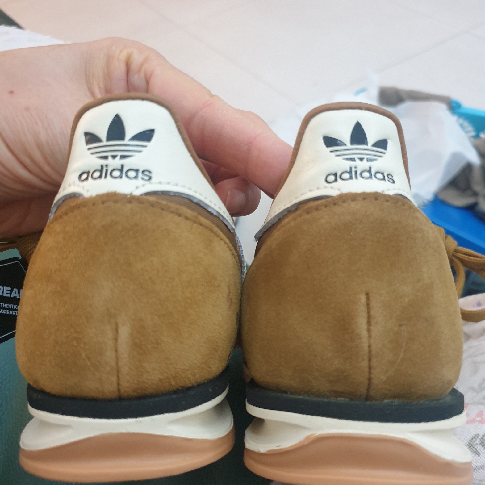 (W) Adidas SL 72 OG Bronze Strata Cream White 착용 스타일