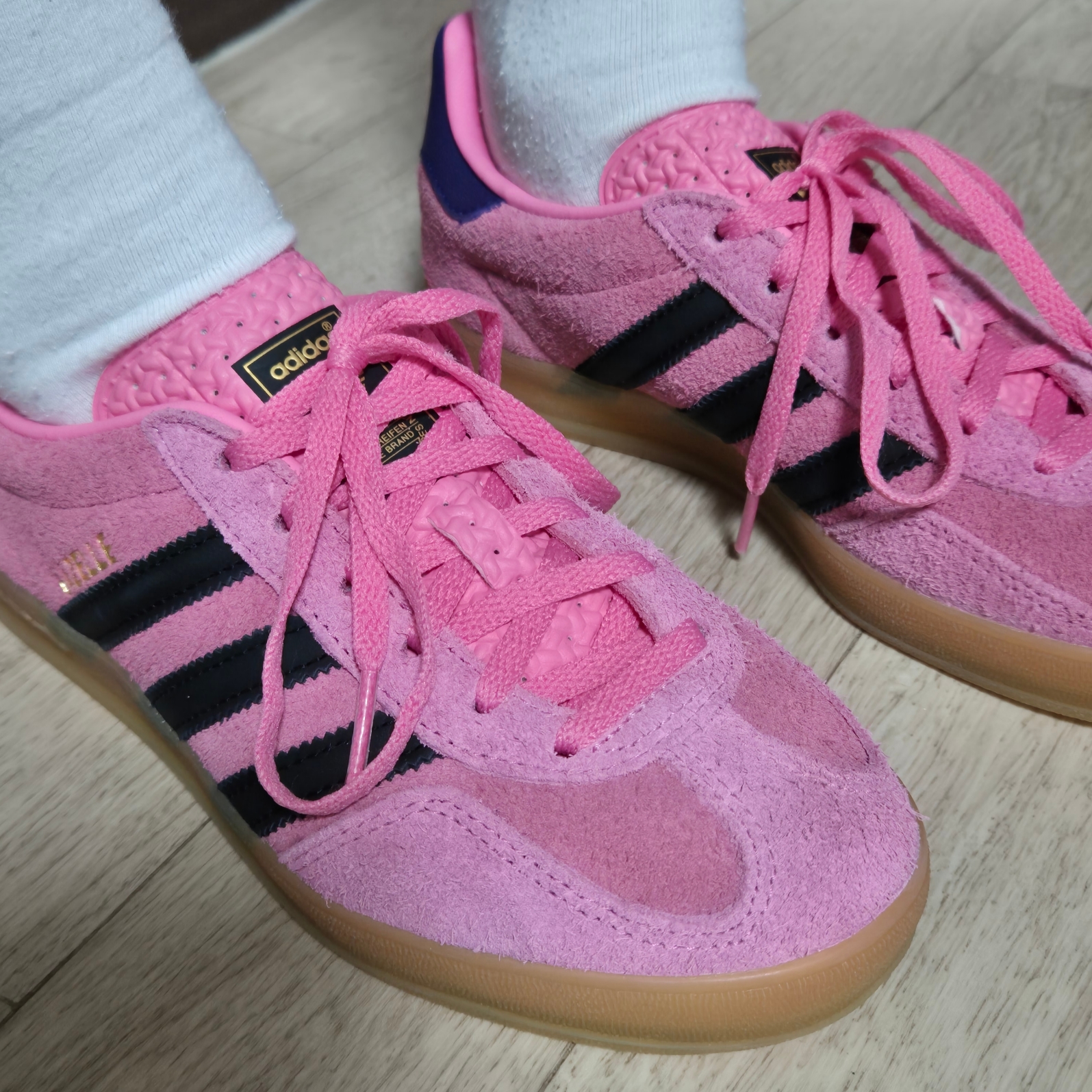 (W) Adidas Gazelle Indoor Bliss Pink 착용 스타일