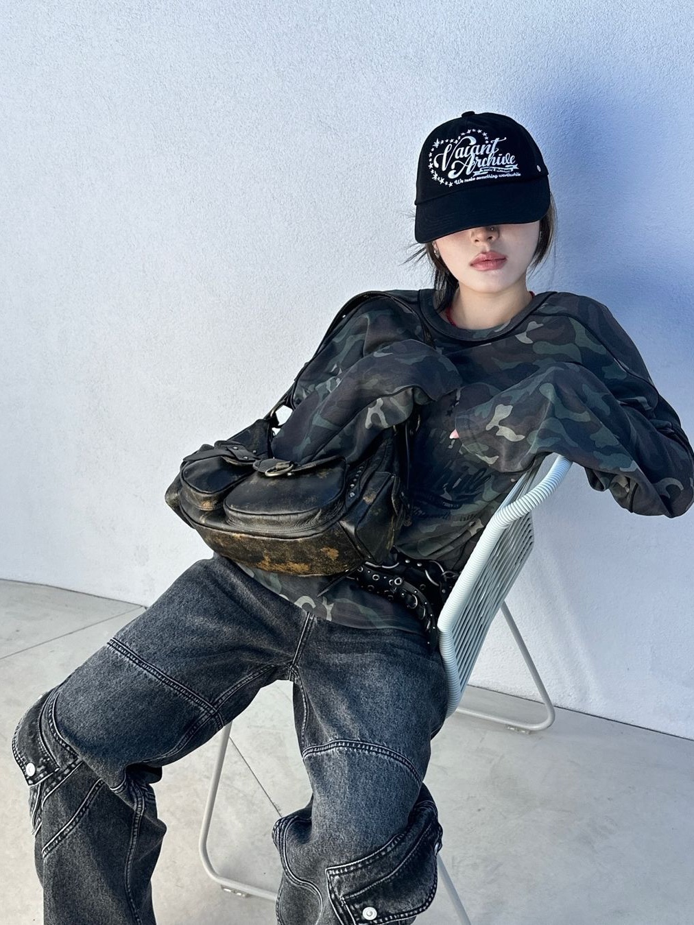 Vacant Archive Men Foden Rugby Long Sleeve T-Shirt Camo, Vacant Archive Men Foden Rugby Long Sleeve T-Shirt Black 착용 스타일