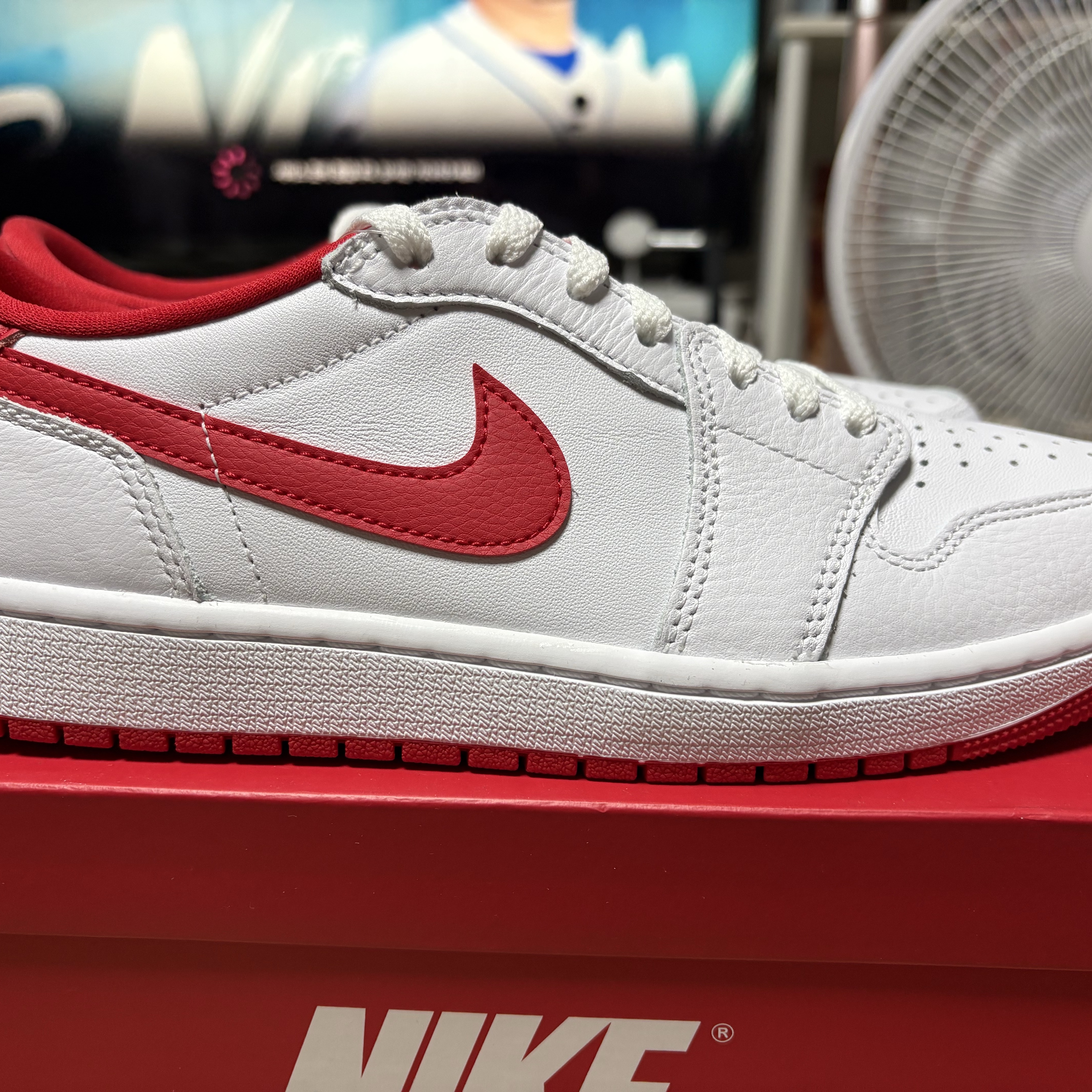 Jordan 1 Retro Low OG University Red 착용 스타일 - 3