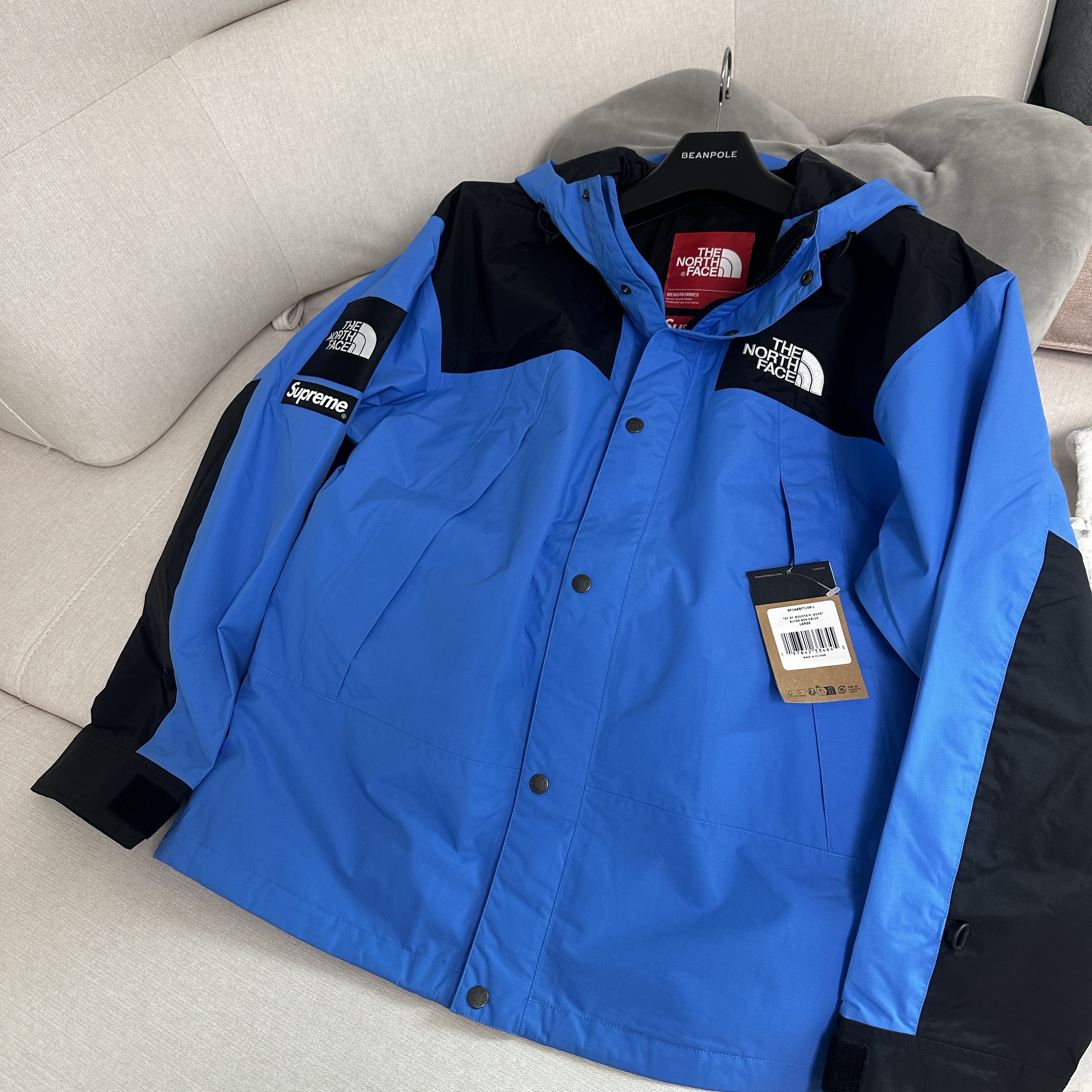 Supreme x The North Face Mountain Jacket Blue - 24FW 착용 스타일 - 2