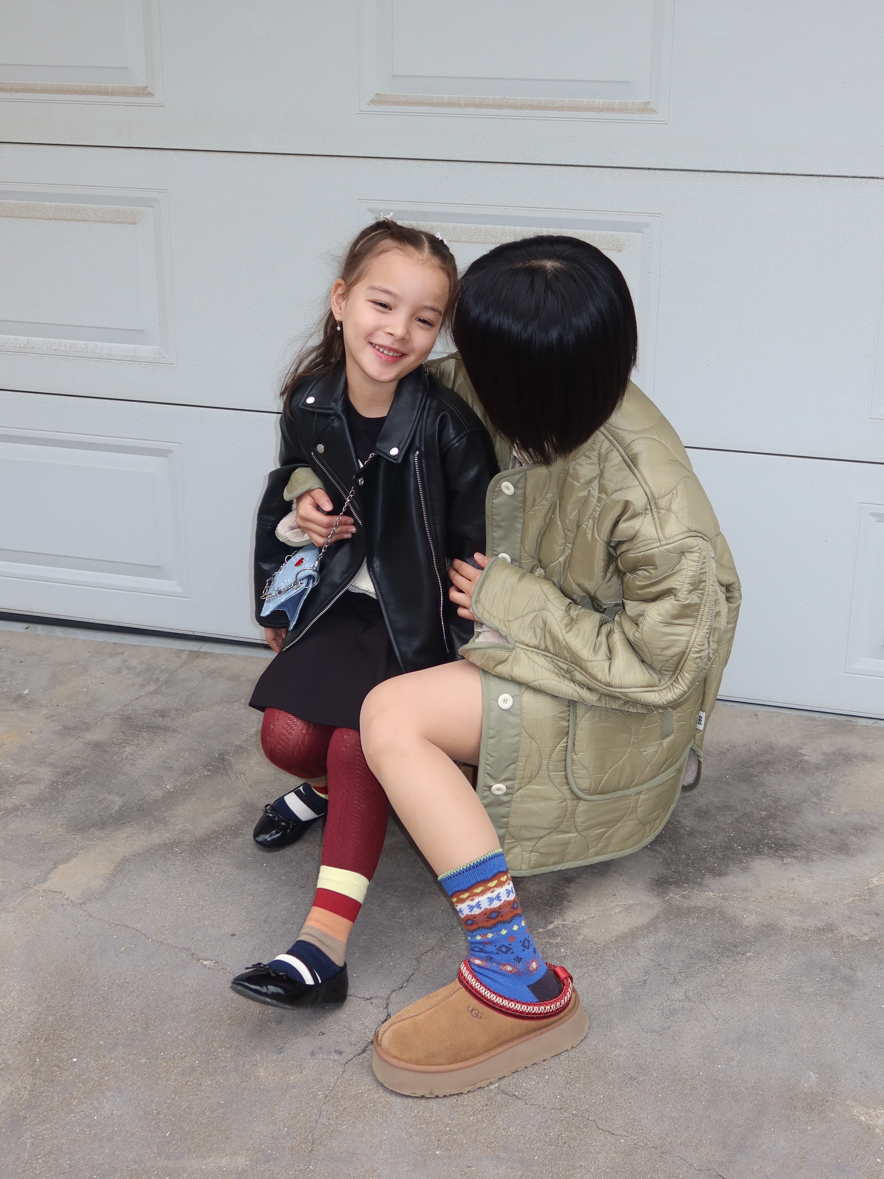 (W) UGG Tazz Slipper Chestnut 착용 스타일