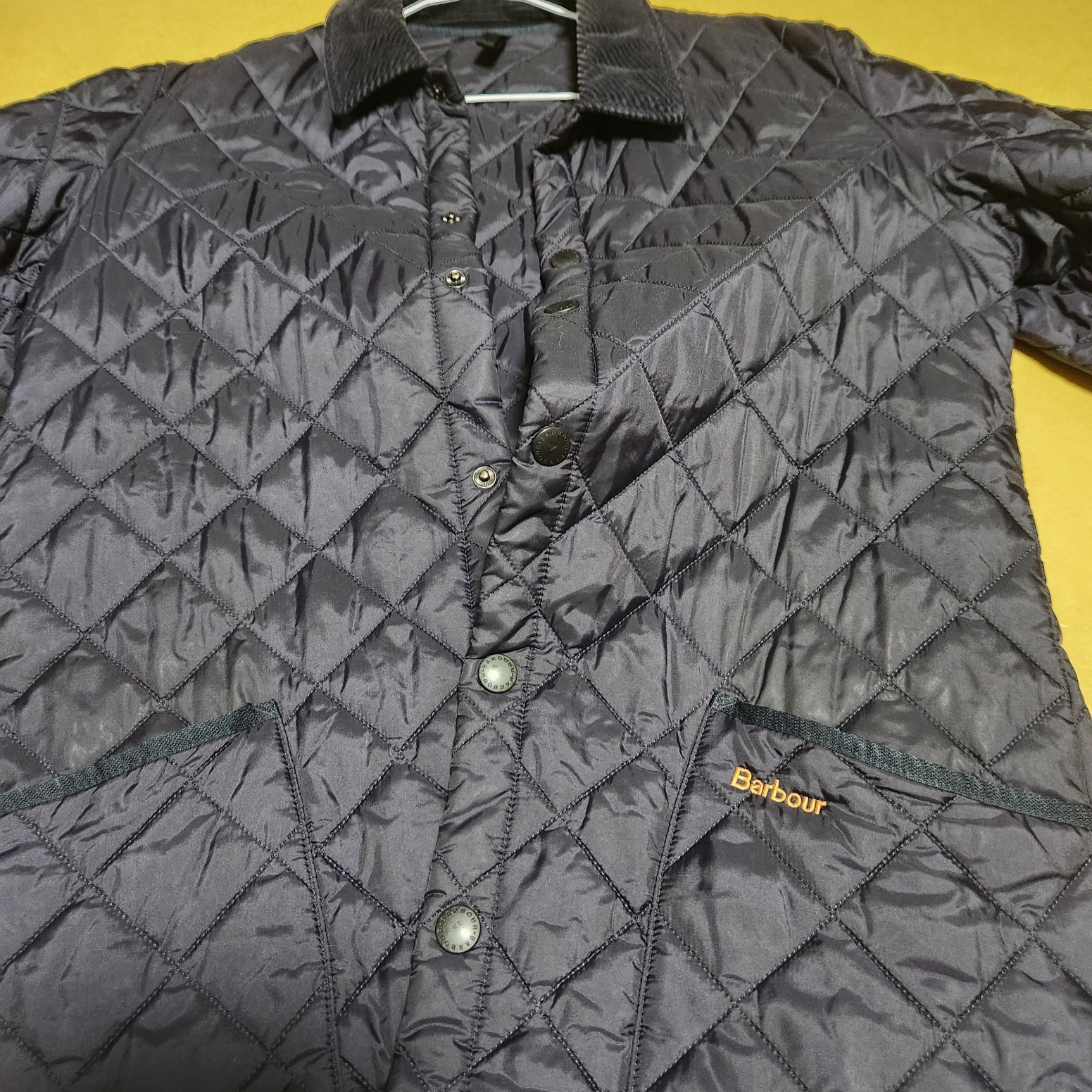 Barbour Heritage Liddesdale Quilted Jacket Black 착용 스타일