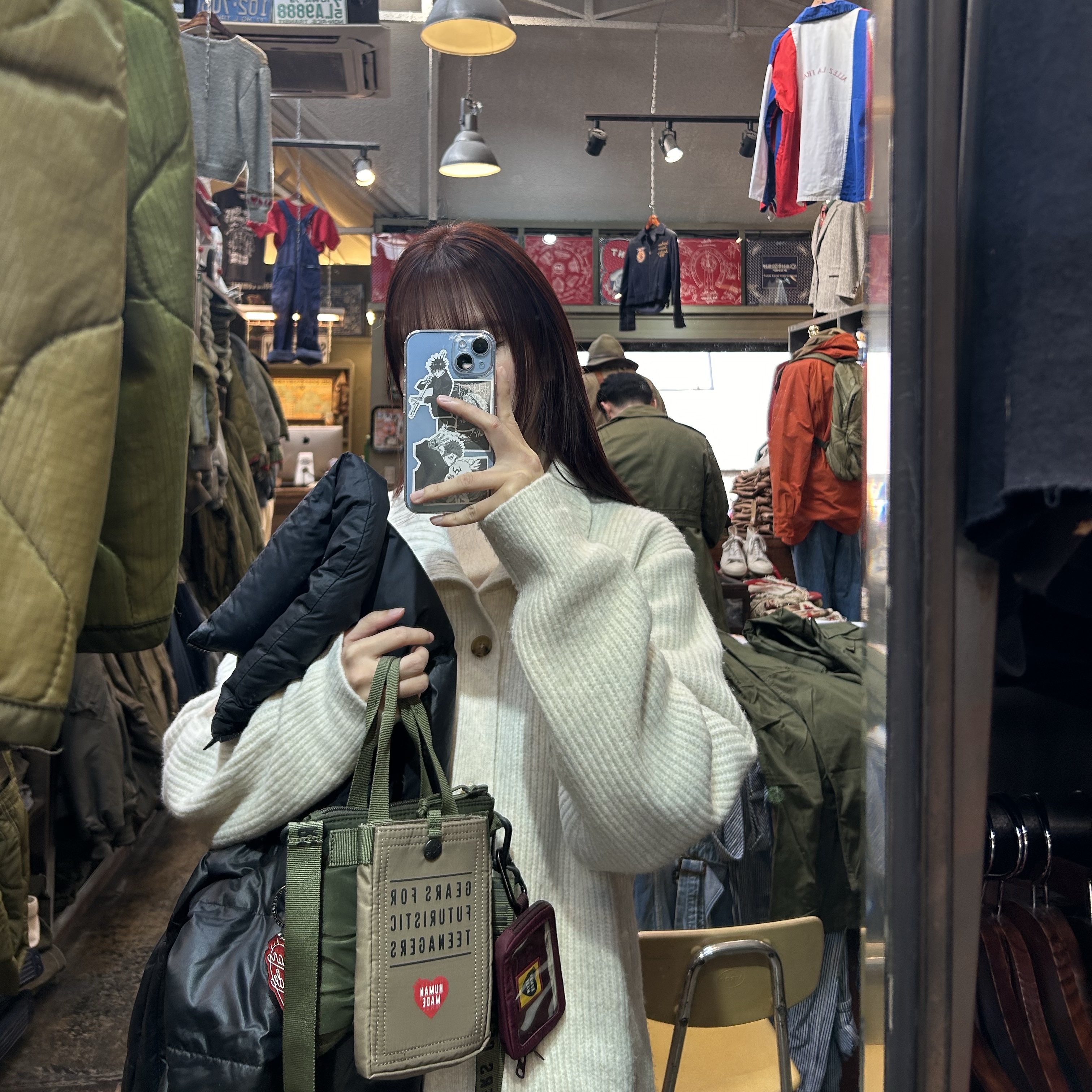 Human Made Mini Helmet Bag Olive Drab, Human Made Military Card Case Red 착용 스타일 - 2