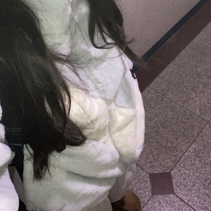 (W) Nike NSW Faux Fur Jacket Photon Dust - Asia, (W) UGG Classic Ultra Mini Boots Chestnut 착용 스타일