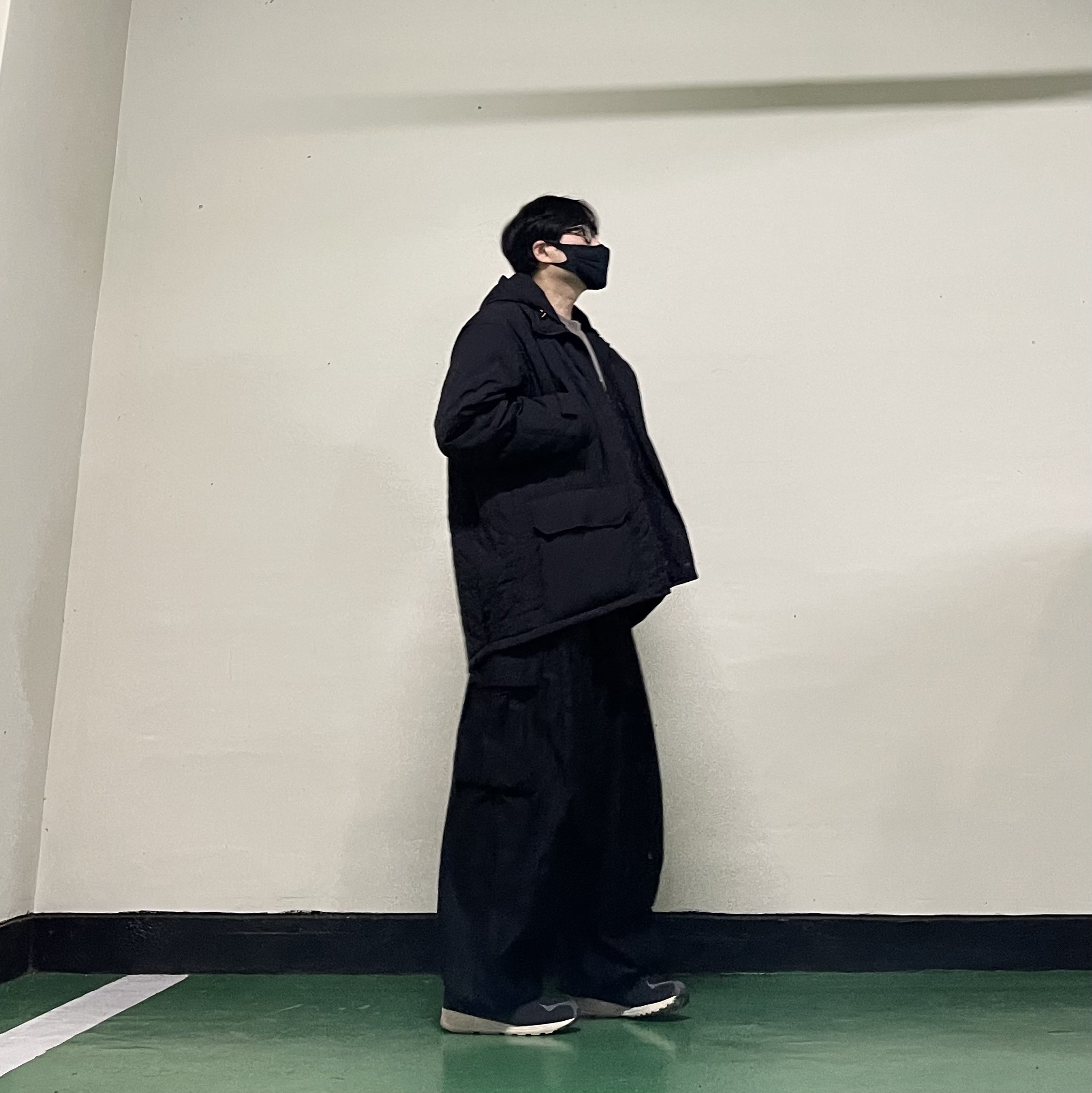 Nike x Fear of God Air Skylon 2 Black Sail, Essentials 3D Silicon Applique Crewneck Cement - 20FW 착용 스타일 - 1