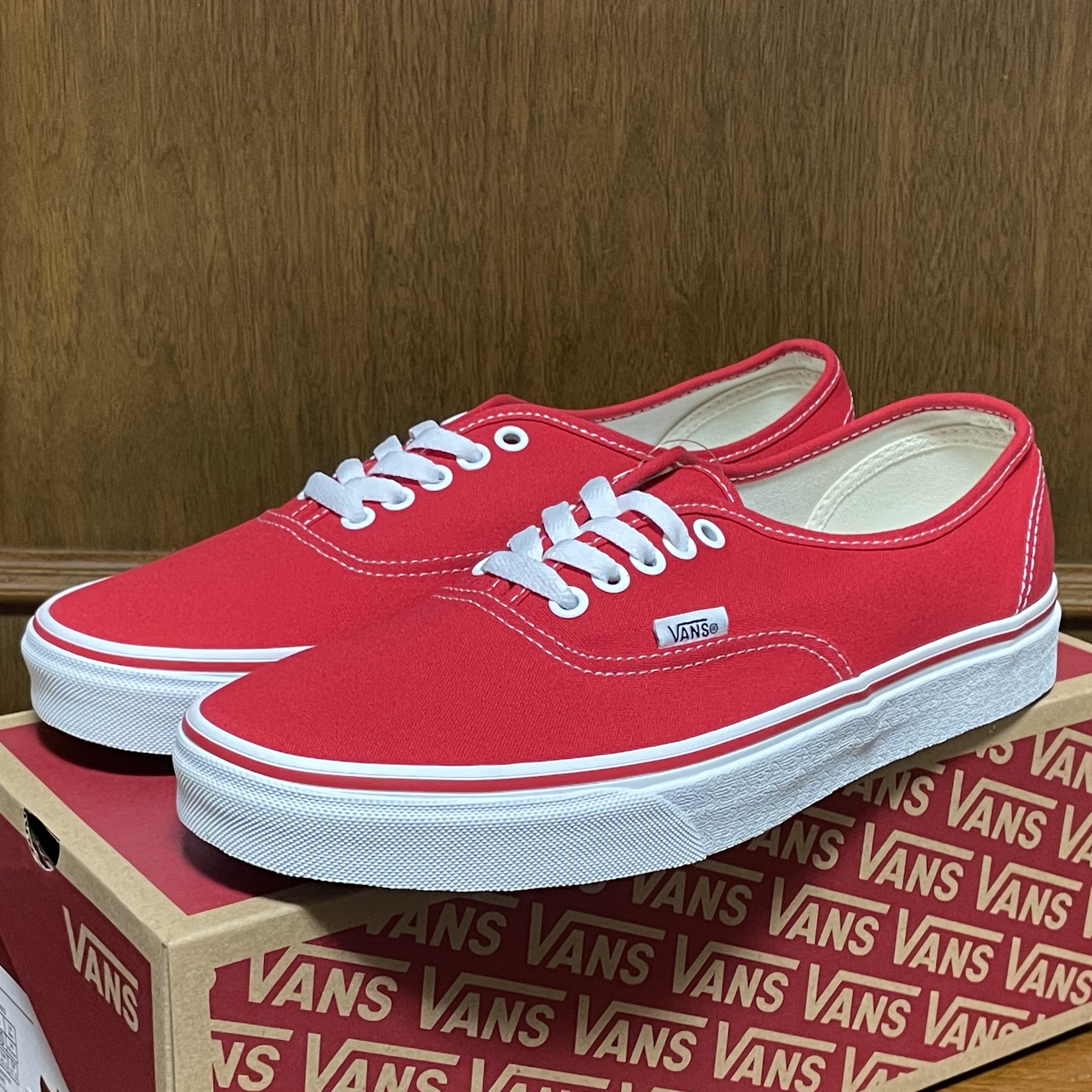 Vans Authentic Red 착용 스타일 - 2