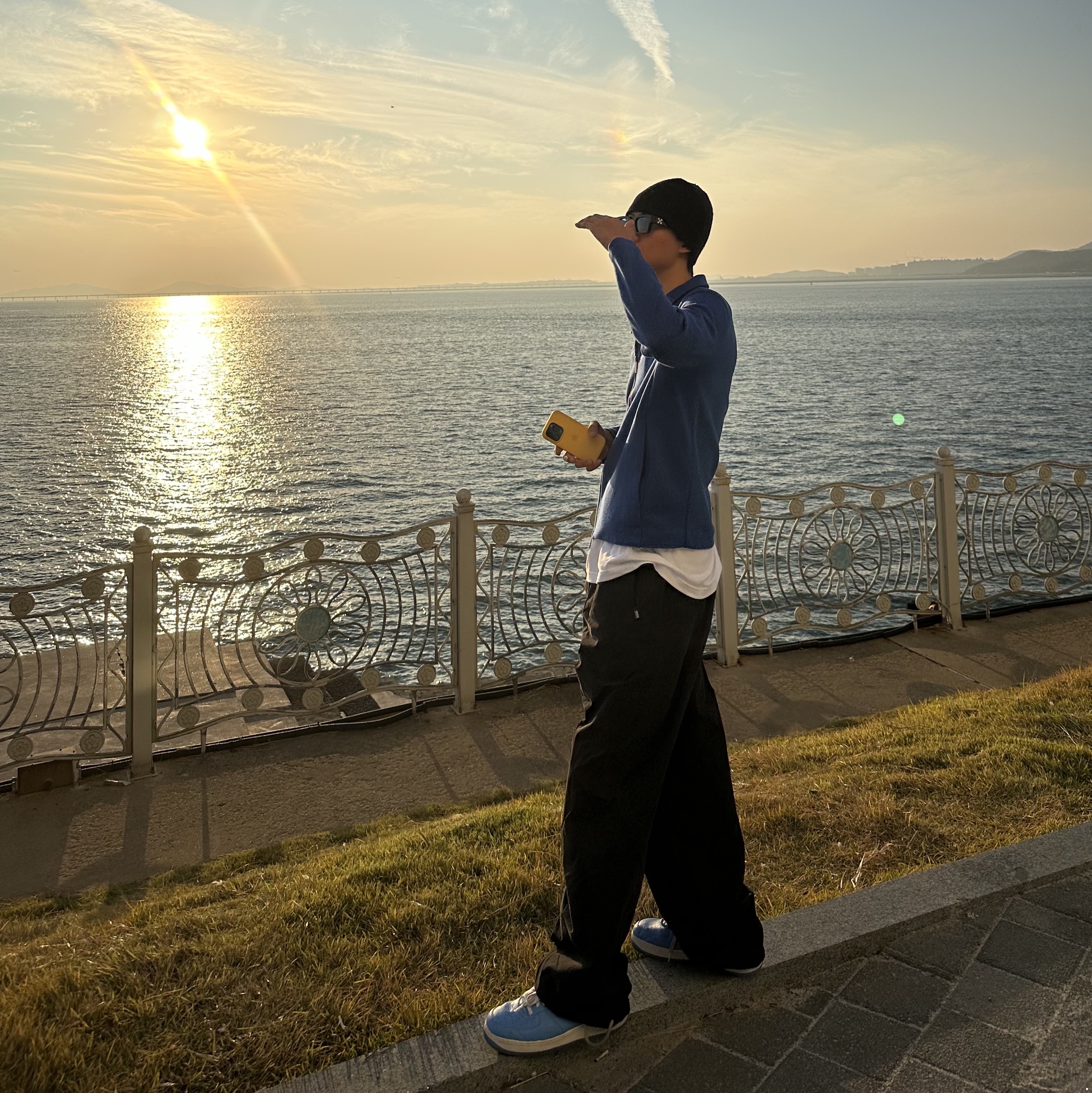 Nike Air Force 1 Low Retro Color of the Month University Blue 착용 스타일