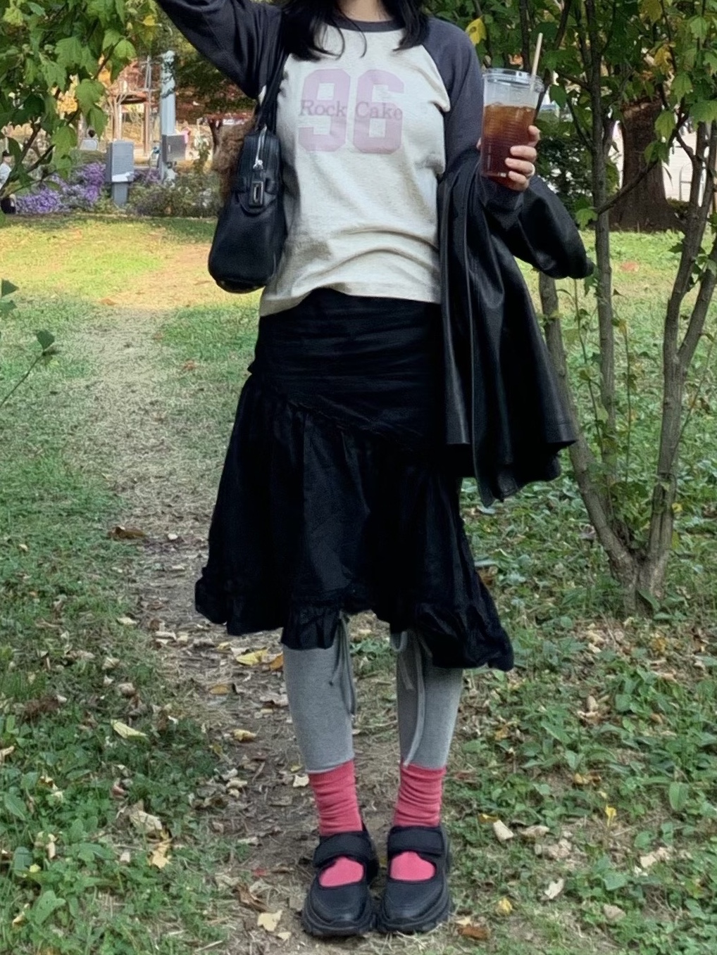 (W) Zara Sports Ballerina Flat Shoes Black, Margarin Fingers Frill Long Skirt Navy 착용 스타일 - 2