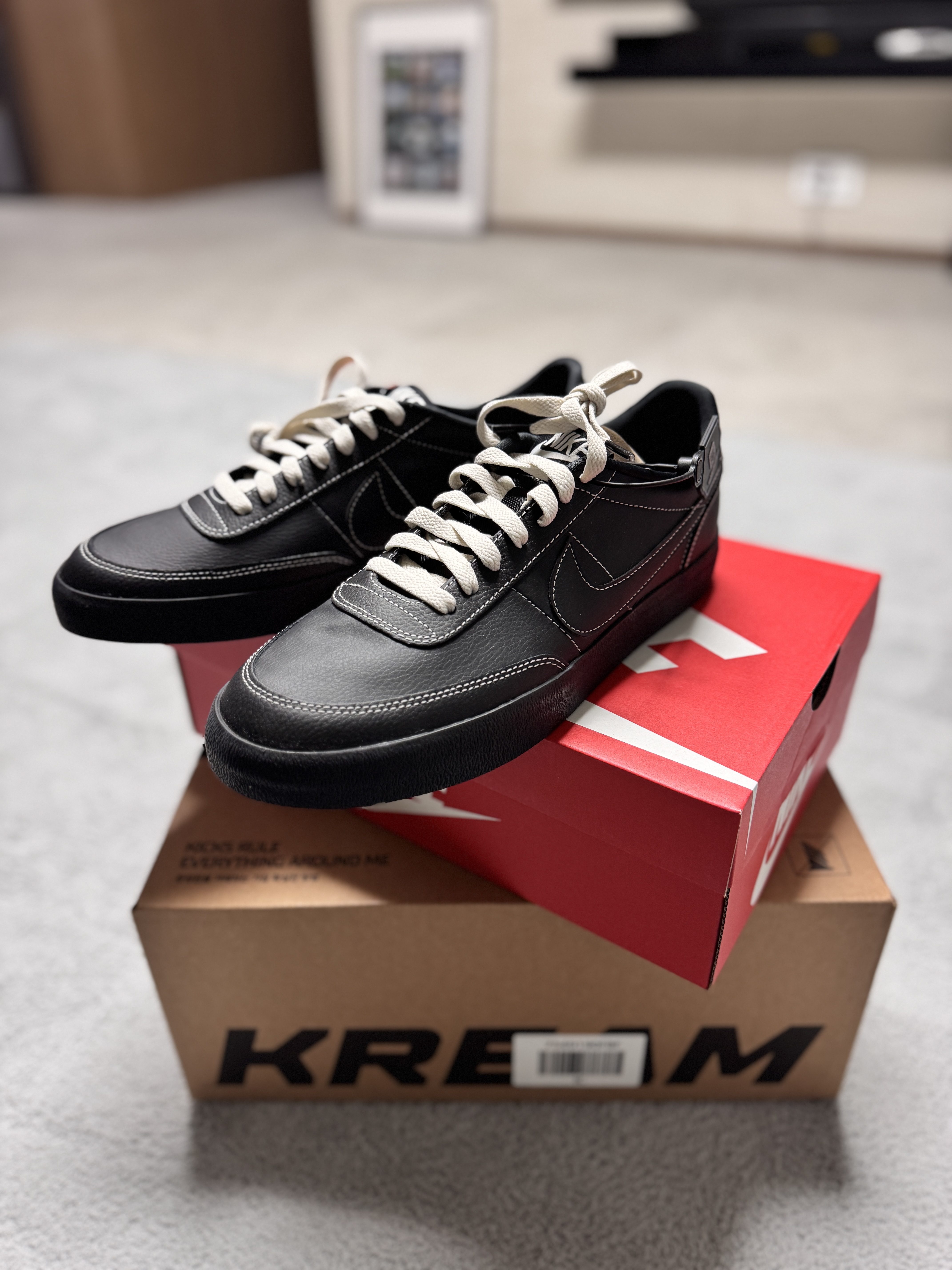 Nike Killshot 2 Black Phantom 착용 스타일