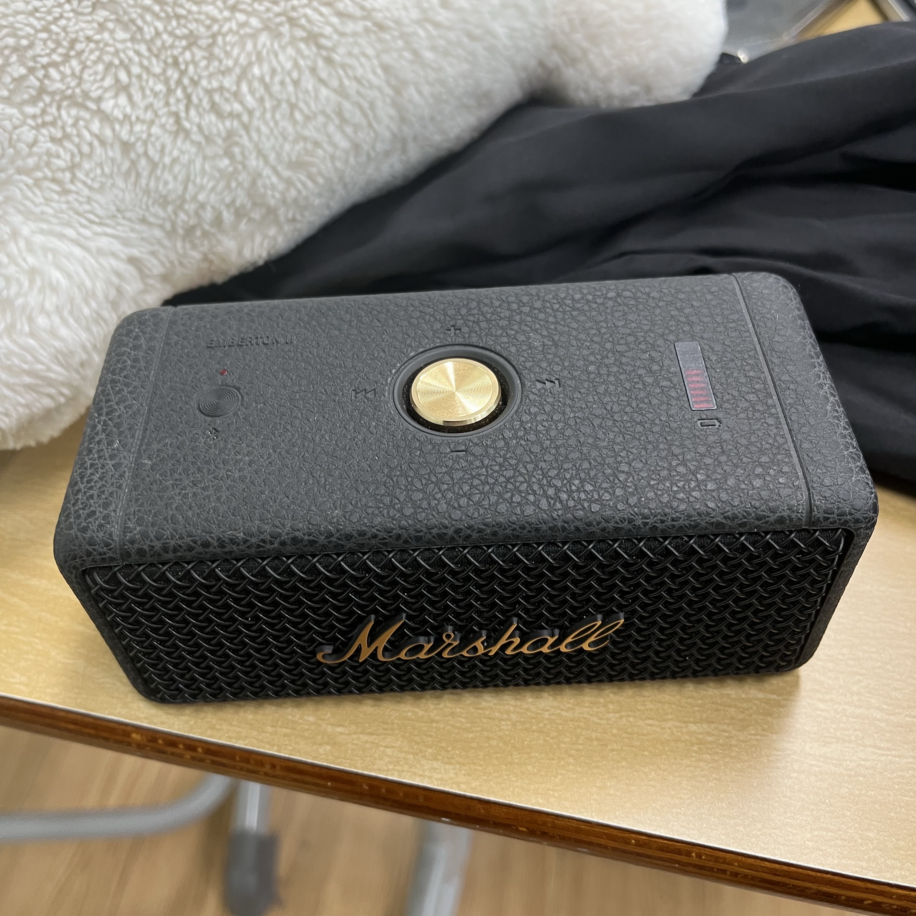 Marshall EmbertonII Black & Brass (Korean Ver.), Carhartt WIP Kickflip Backpack Black 착용 스타일
