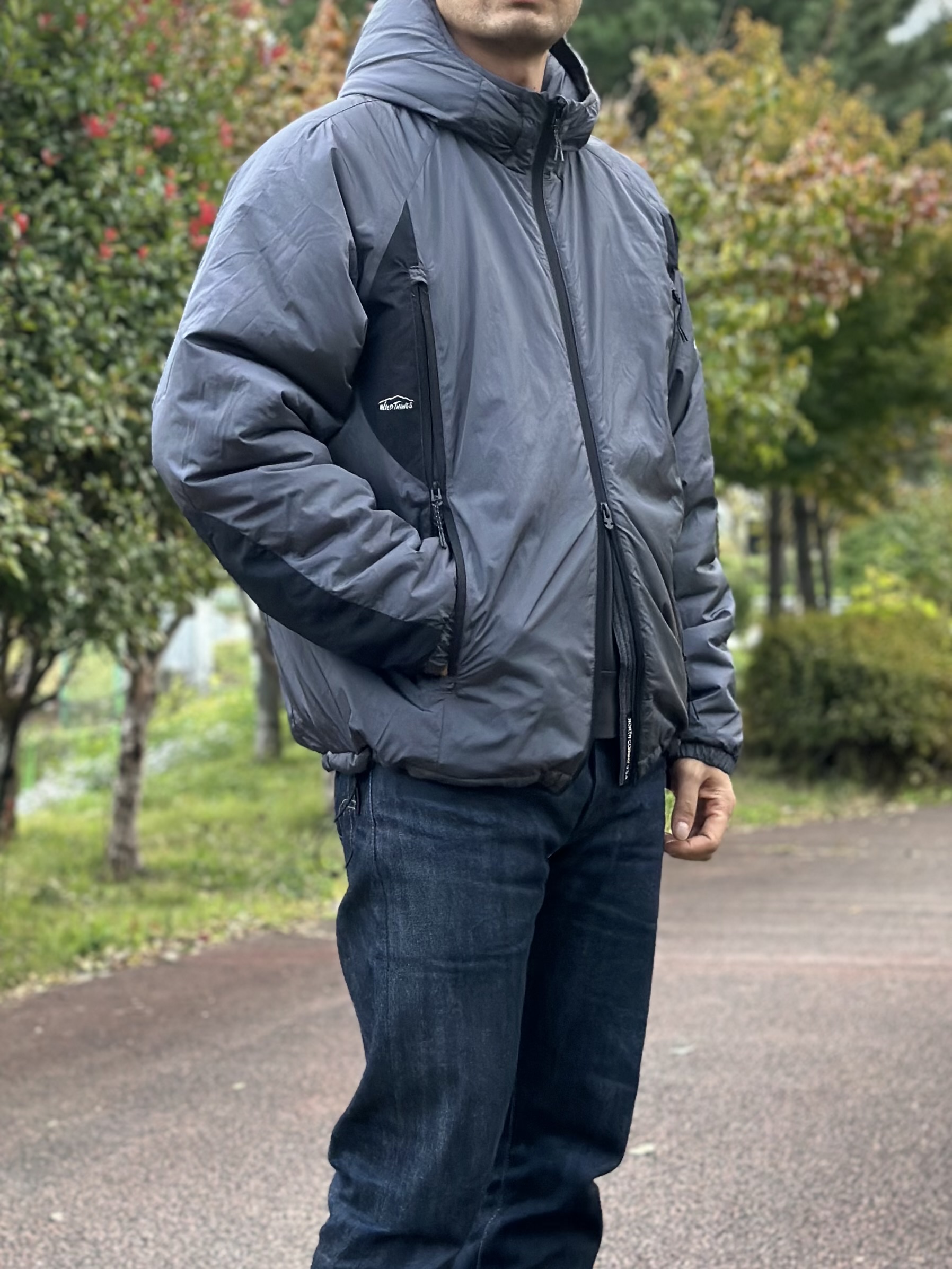 Wildthings Mountain Field Padding Jacket Graphite 착용 스타일 - 3