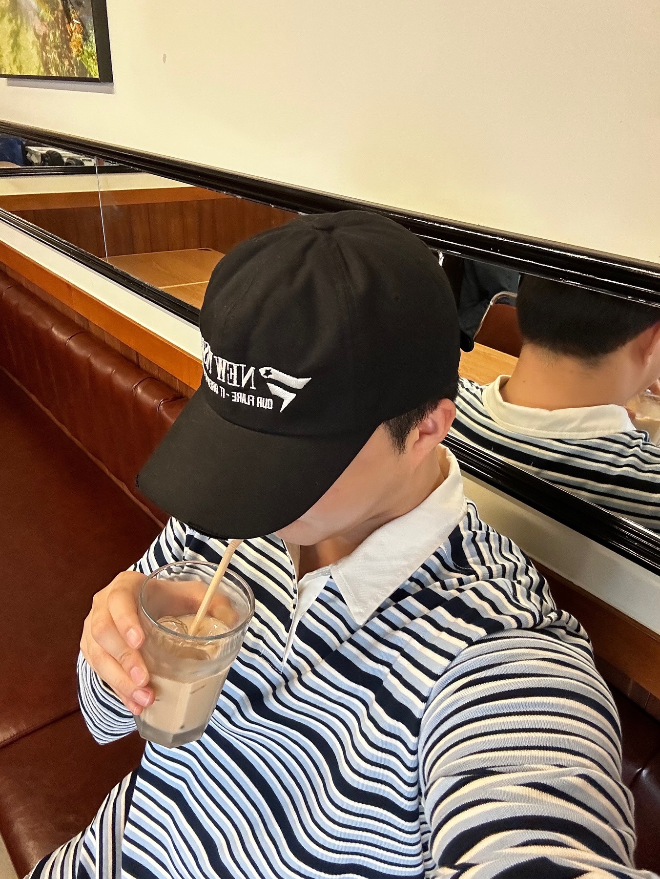 Ballute Oversized Rugby LS T-Shirt Brown, Ballute Oversized Rugby LS T-Shirt Navy 착용 스타일