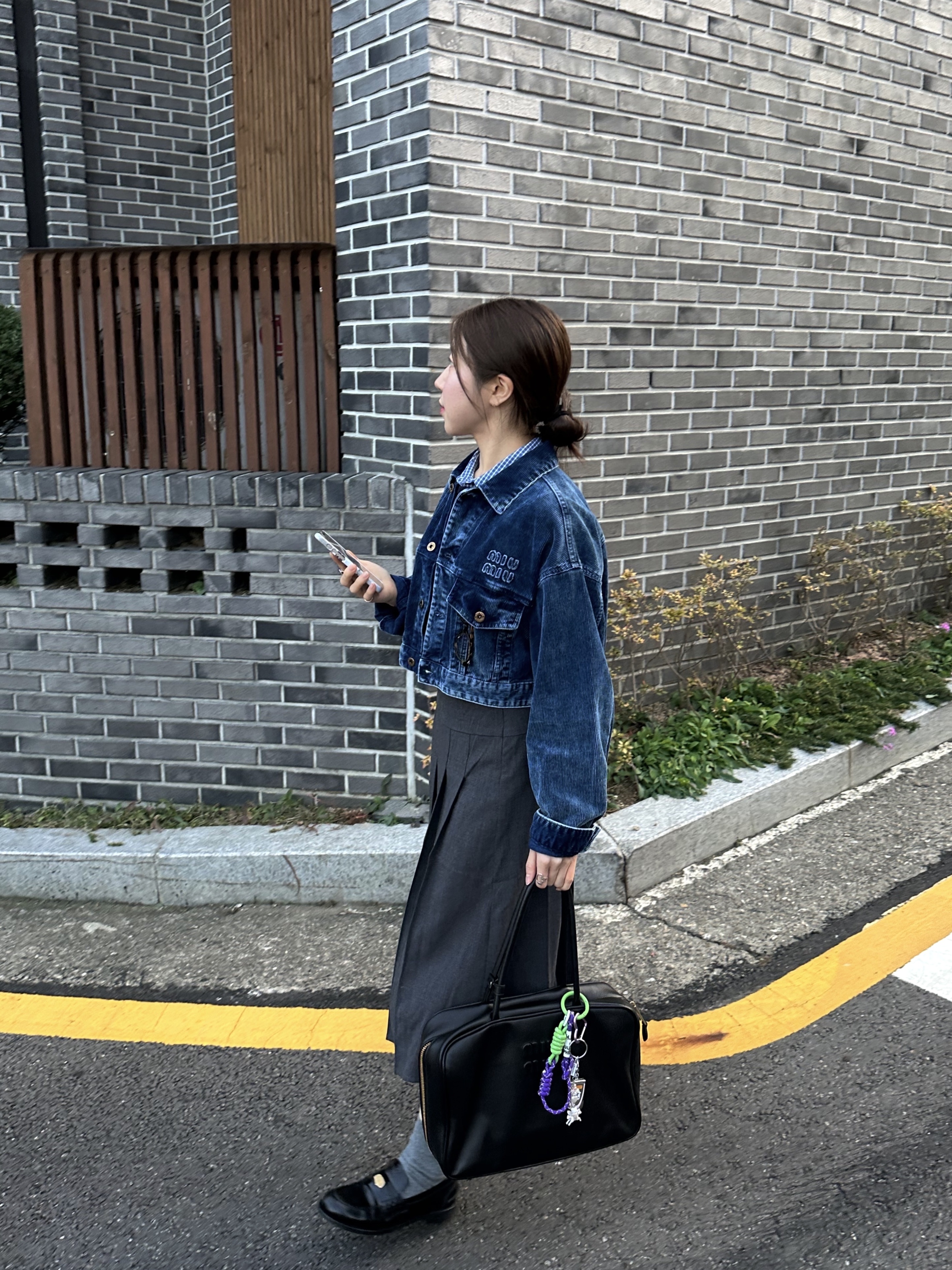 (W) Miu Miu Washed Velvet Blouson Jacket Indigo Blue, (W) Miu Miu Leather Penny Loafers Black 착용 스타일