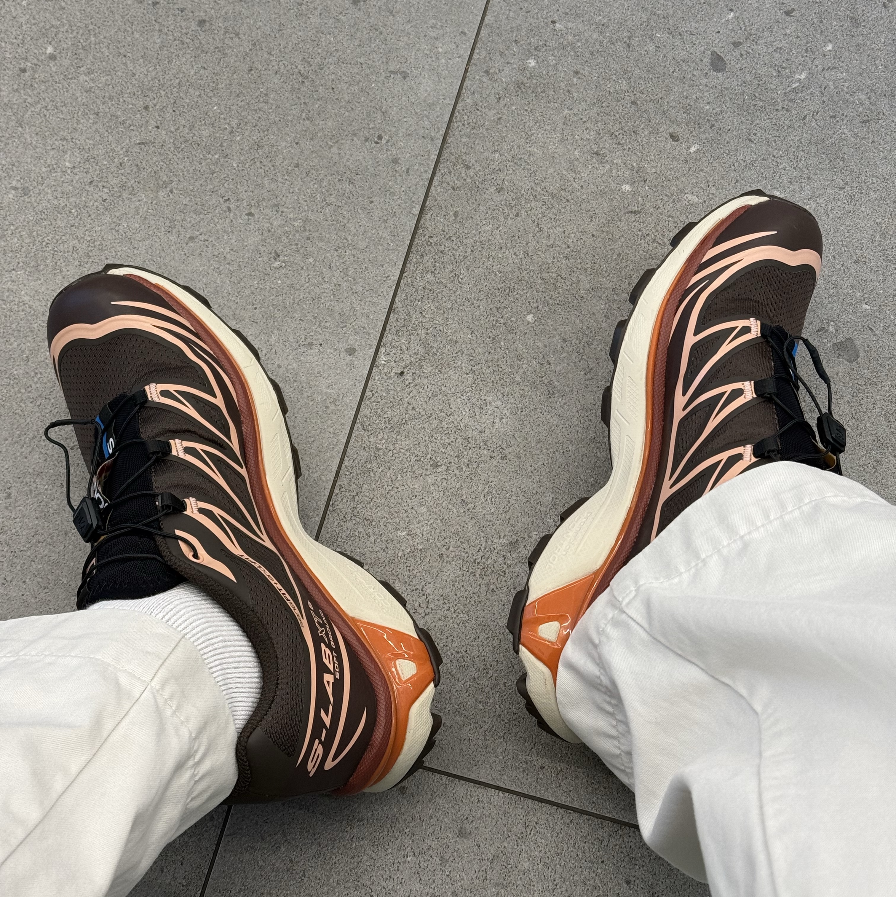 Salomon XT-6 Delicioso Chocolate Fondant 착용 스타일 - 1