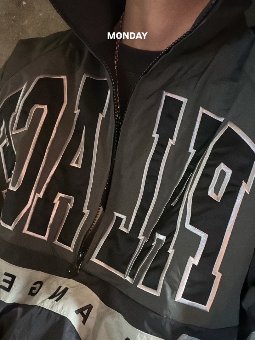 Palace Breakout Half Zip Bomber Black Silver - 24FW 착용 스타일