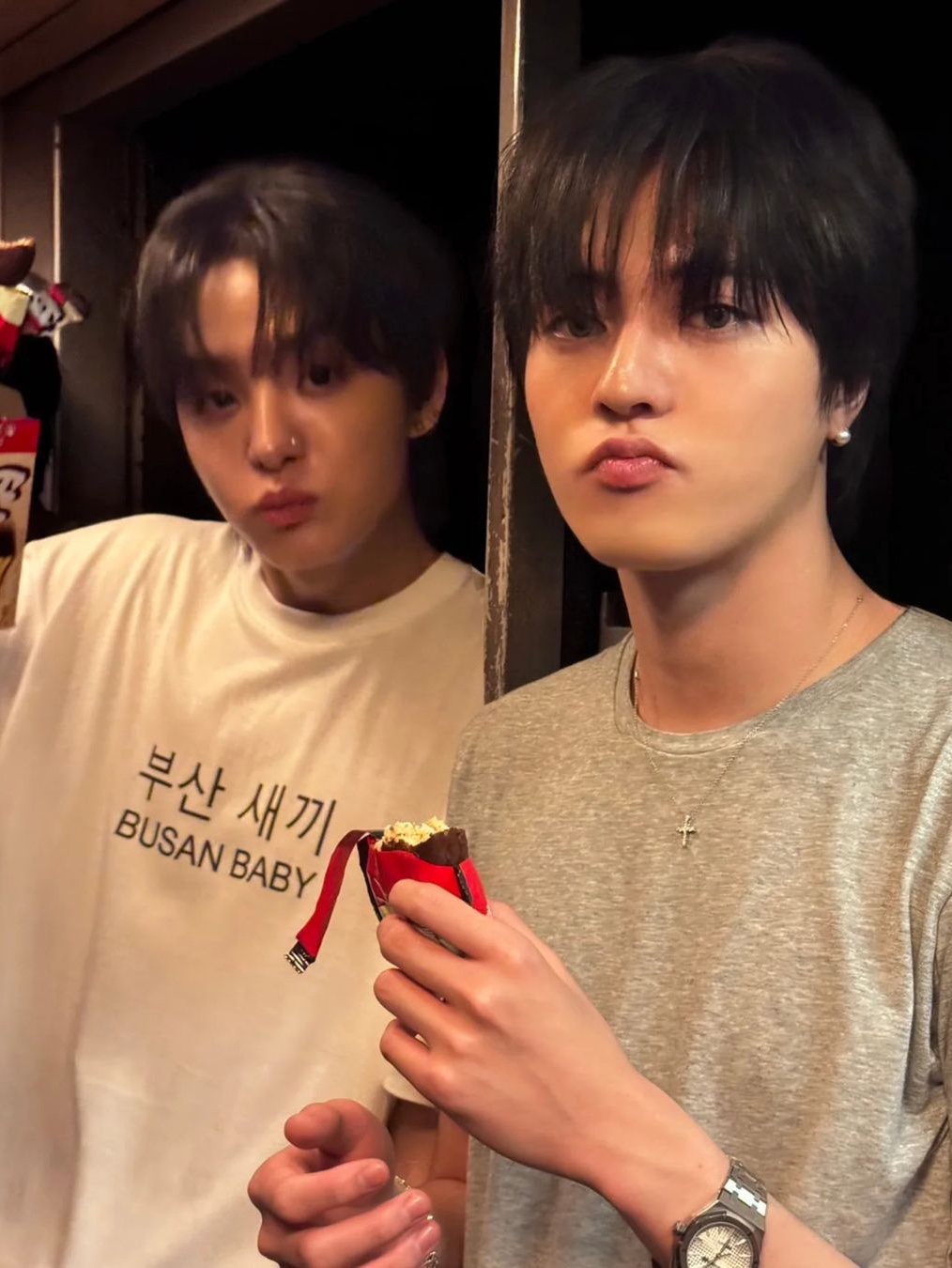[KREAM 단독] Kims Fruits Busan Baby 착용 스타일
