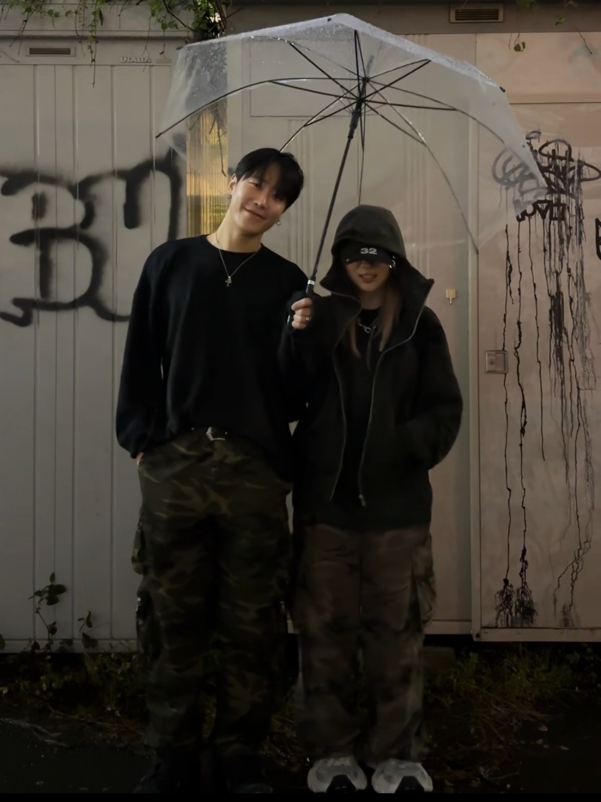 Entire Studios Full Zip Washed Black - 24FW, 032c Multimedia Cap Washed Black 착용 스타일 - 1