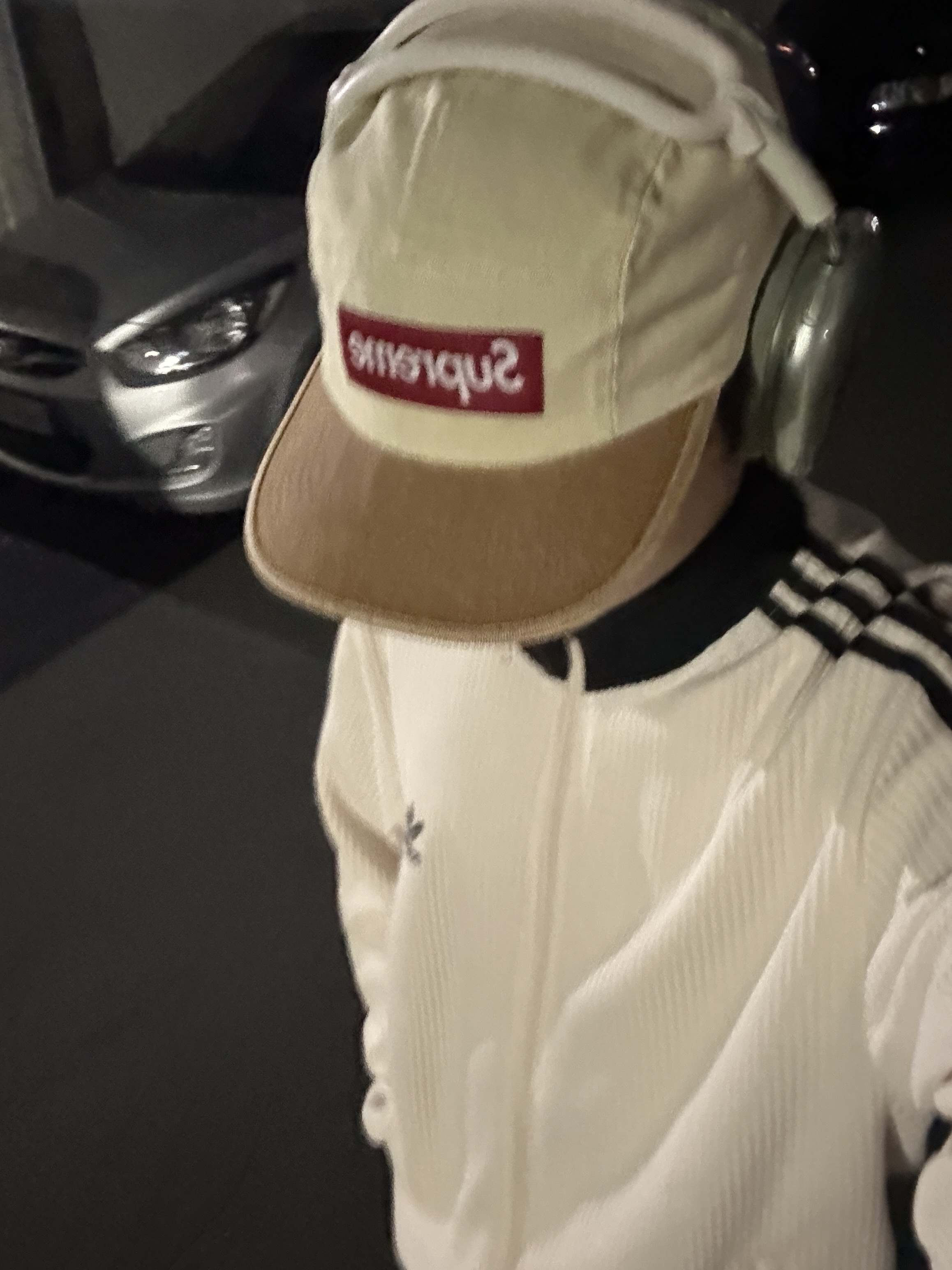 Supreme Pigment 2-Tone Camp Cap Natural - 24SS, Apple AirPods Max Lightning Green (Korean Ver.) 착용 스타일