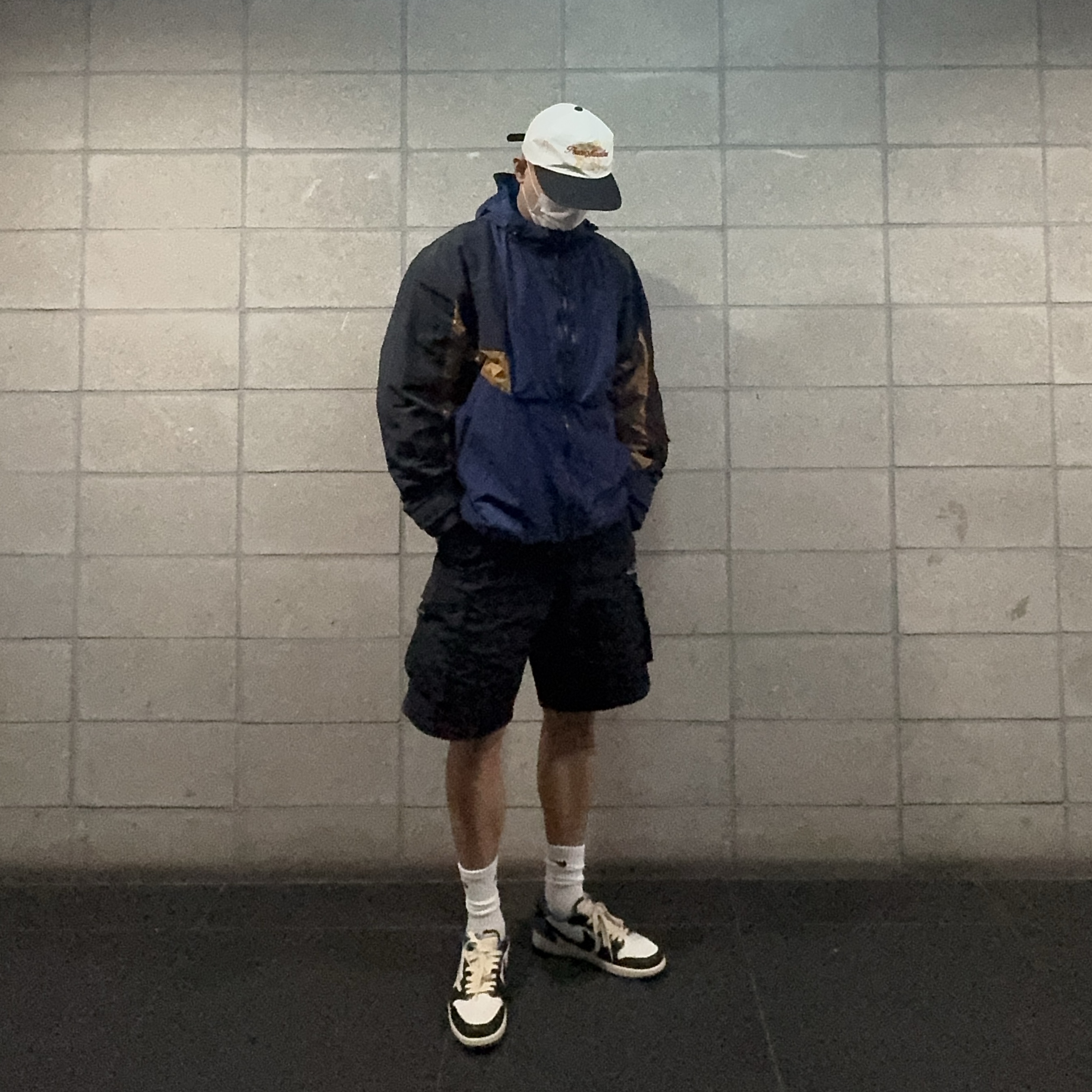 Peaceminusone x Joopiter Five-Panel Baseball Cap White, Undermycar Gunk Gashutein 6 Vintage Color Block Windbreaker Azure Blue - 24SS 착용 스타일