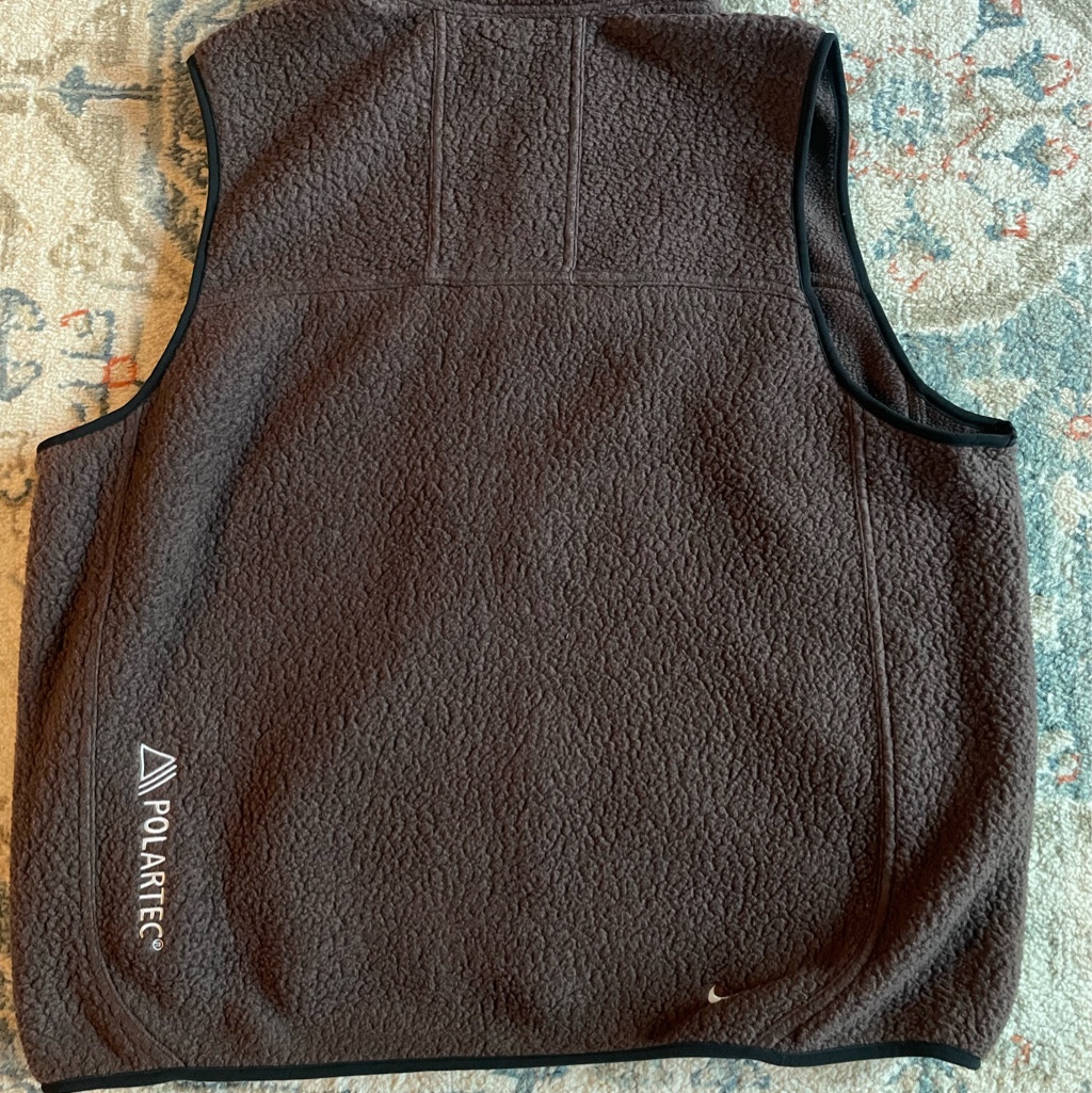 Nike ACG Arctic Wolf Vest Baroque Brown - Asia 착용 스타일