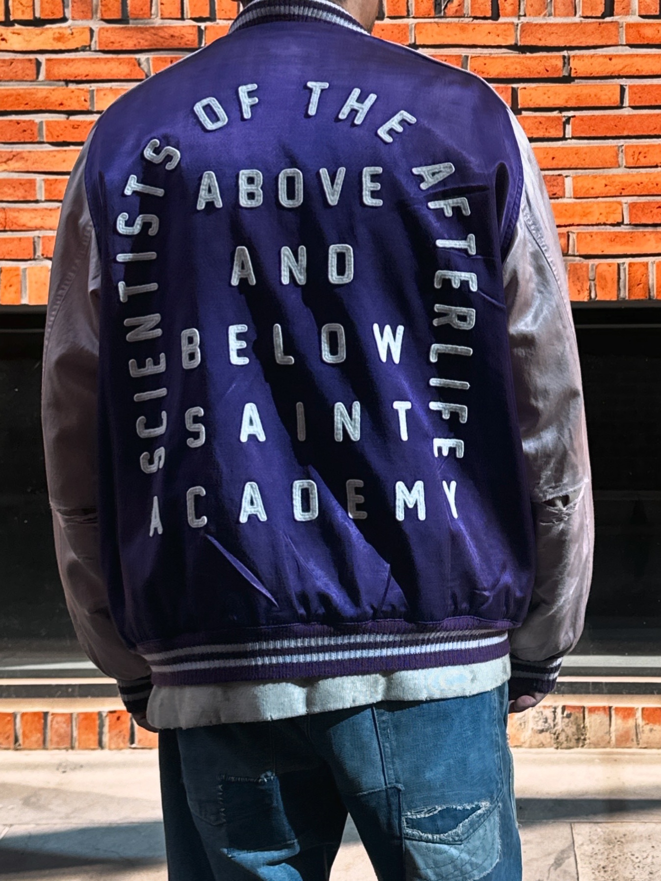 Saint Mxxxxxx x Shermer Academy Sukajan Stadium Jacket Purple Pink - 22FW, Kapital 14 oz. Denim 5P Monkey Cisco Indigo 착용 스타일 - 2