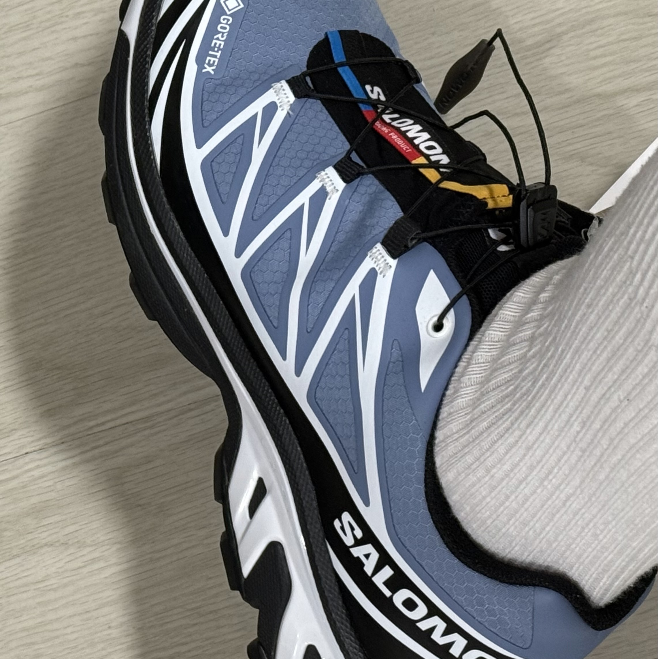 Salomon XT-6 GTX Black Infinity 착용 스타일 - 2