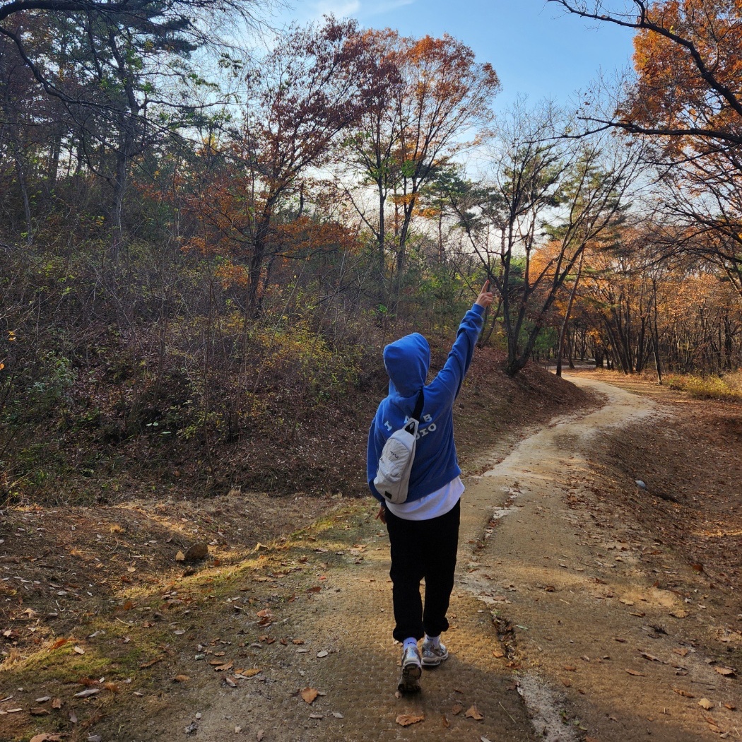 Asics Gel-Kayano 14 Cream Black 착용 스타일