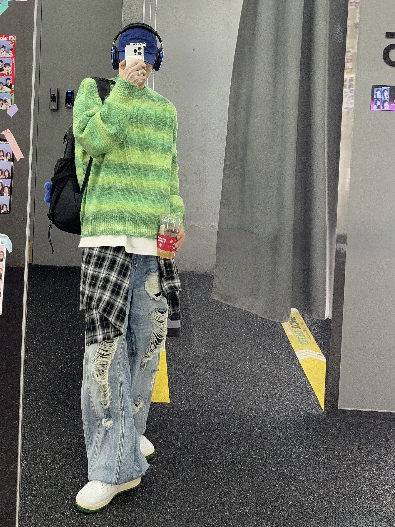 Nike Air Force 1 '07 LV8 Varsity White Pine Green, Supreme Backpack Black - 23FW 착용 스타일 - 8