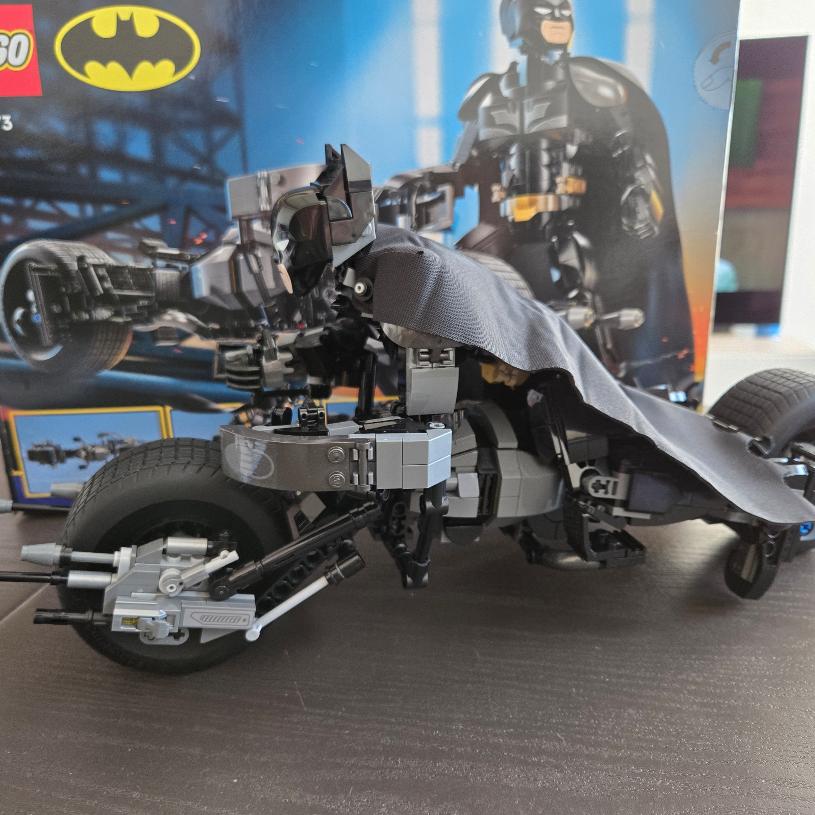 Lego DC Comics Batman Construction Figure and The Bat Pod Bike 착용 스타일 - 2