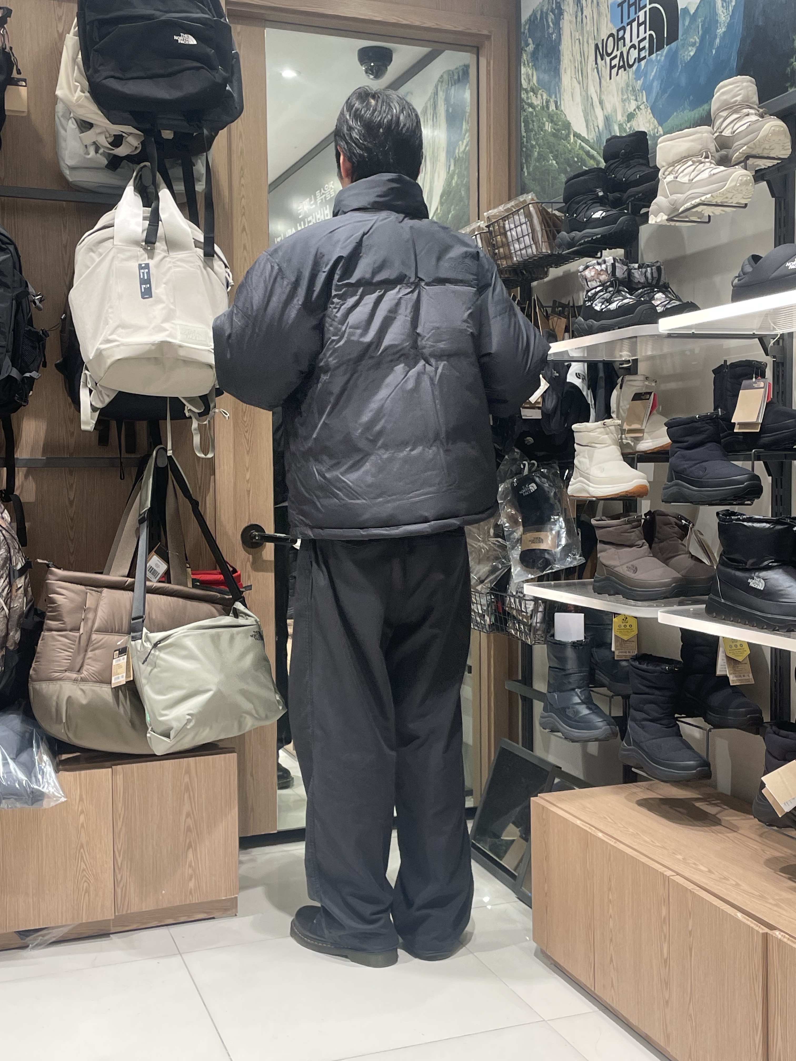 The North Face White Label Wave LT On Ball Jacket Khaki 착용 스타일 - 3