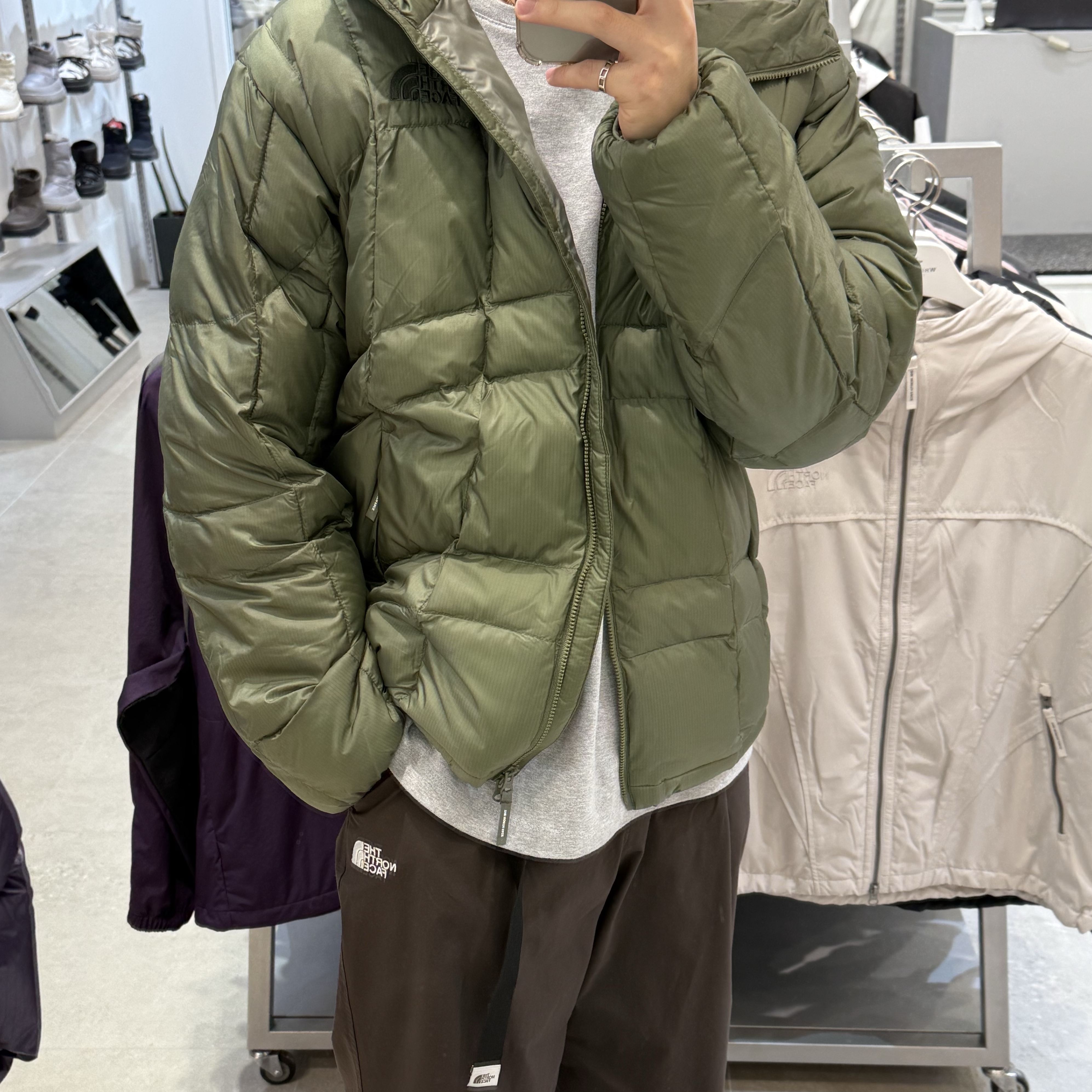 The North Face White Label Wave LT On Ball Jacket Khaki 착용 스타일 - 1