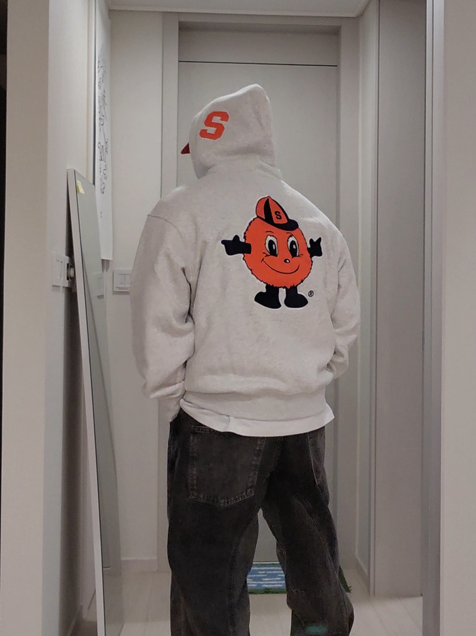 Supreme Mitchell & Ness NCAA Hooded Sweatshirt Ash Grey - 24FW, Supreme Mesh Side Panel Camp Cap Red - 24SS 착용 스타일 - 2